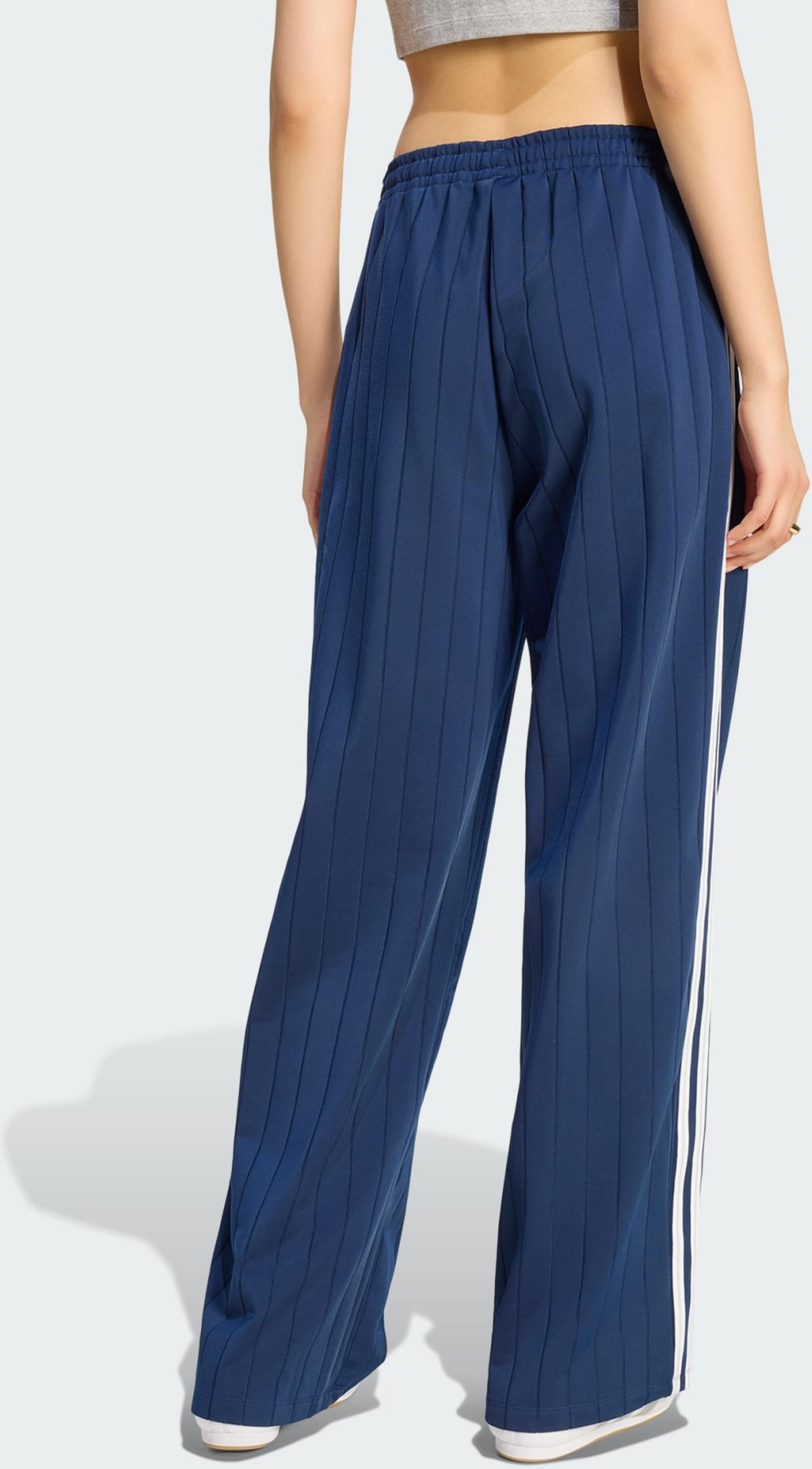 ADIDAS ORIGINALS, Adidas Originals Pinstripe Firebird Loose Tr&auml;ningsbyxor