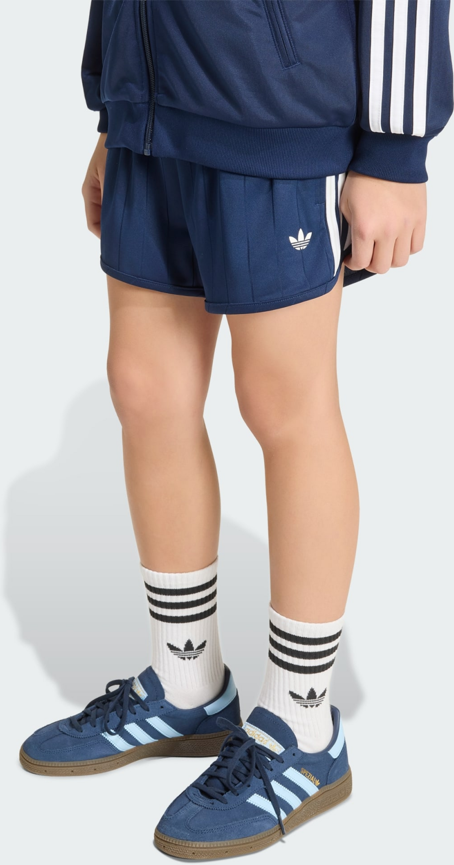 ADIDAS ORIGINALS, Adidas Originals Pinstripe L&ouml;parshorts