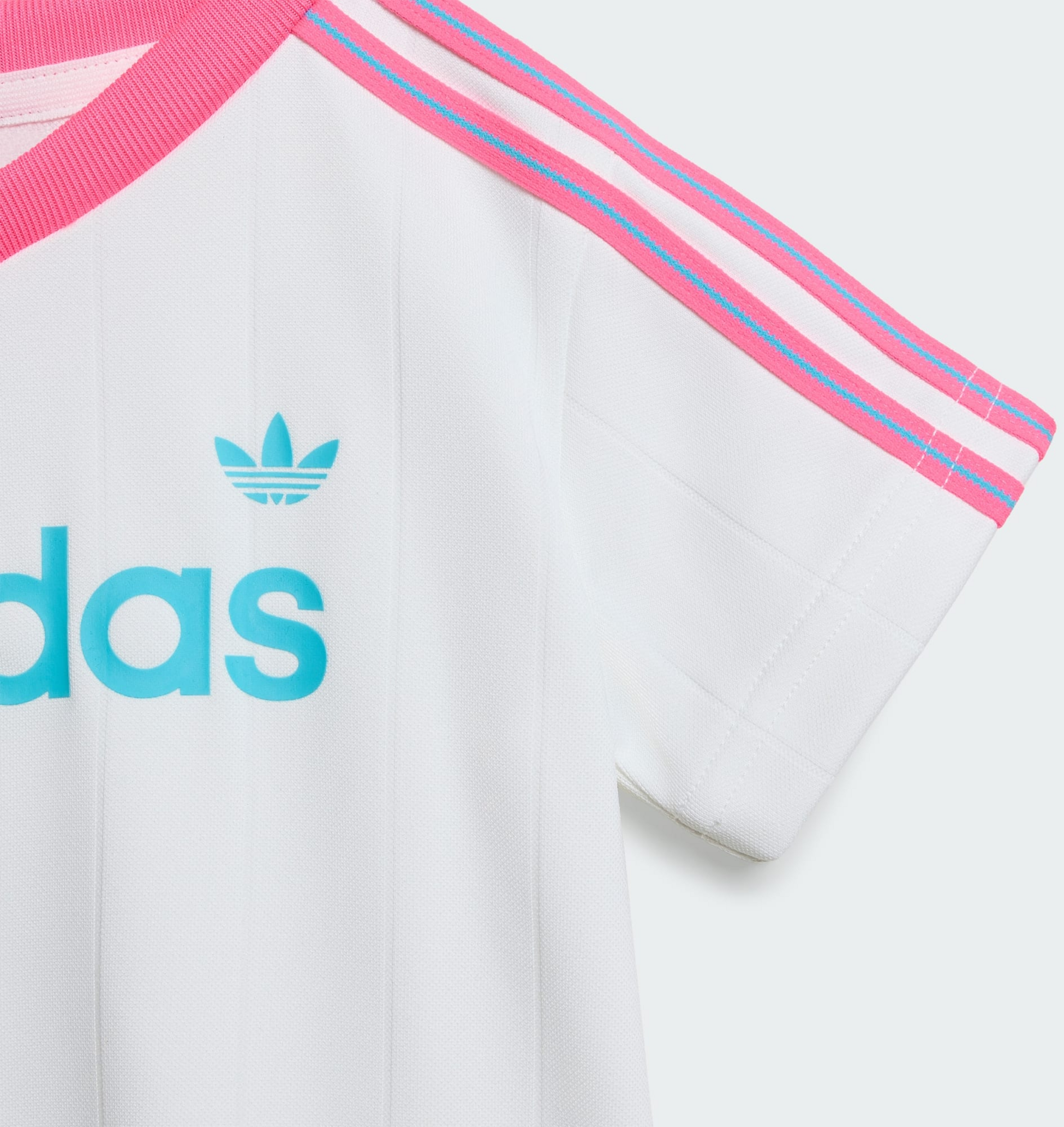 ADIDAS ORIGINALS, Adidas Originals Pinstripes Sprinter Set Med Shorts Och T-shirt