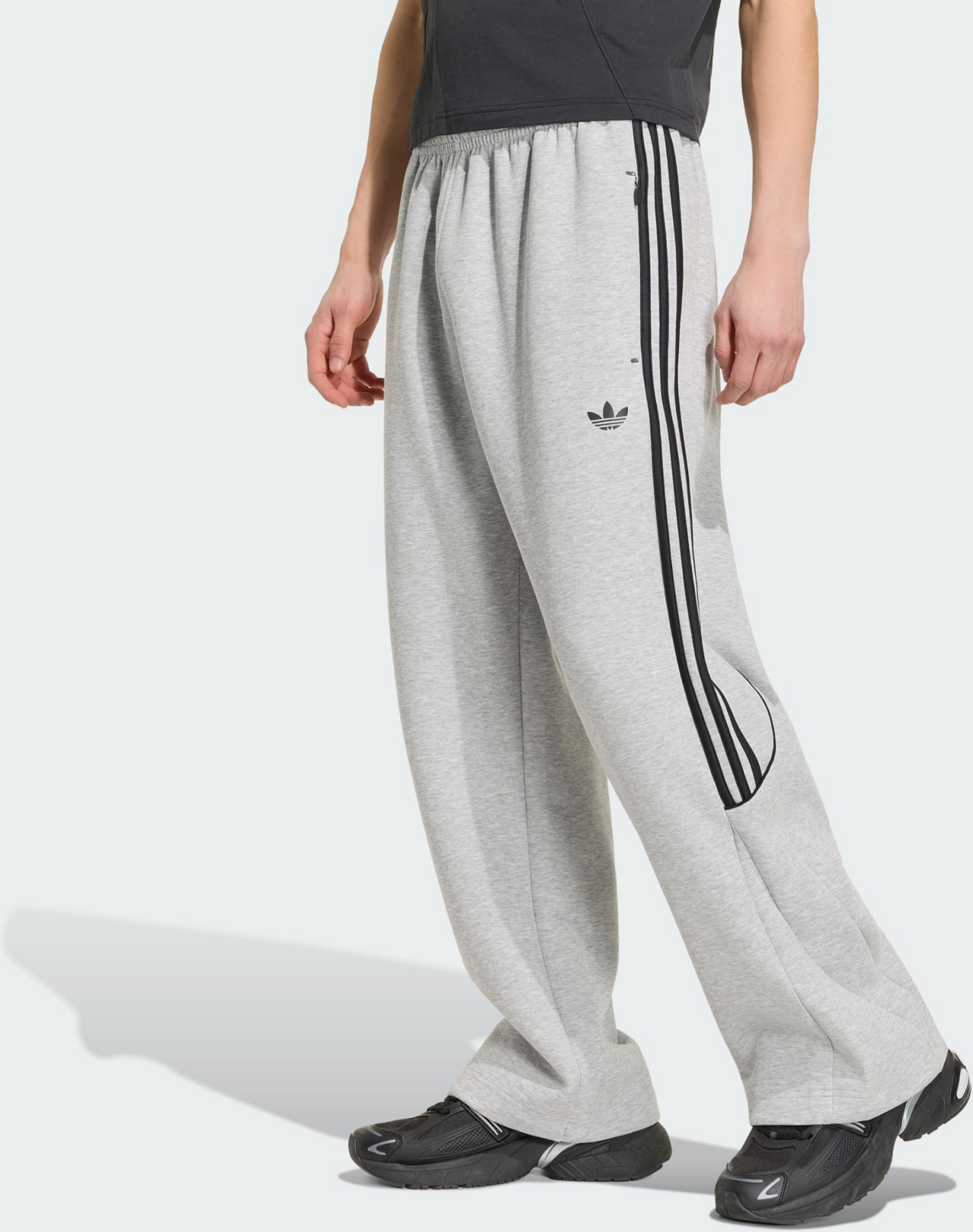 ADIDAS ORIGINALS, Adidas Originals Spacer Teamgeist 26 Cutline Open Hem Byxor