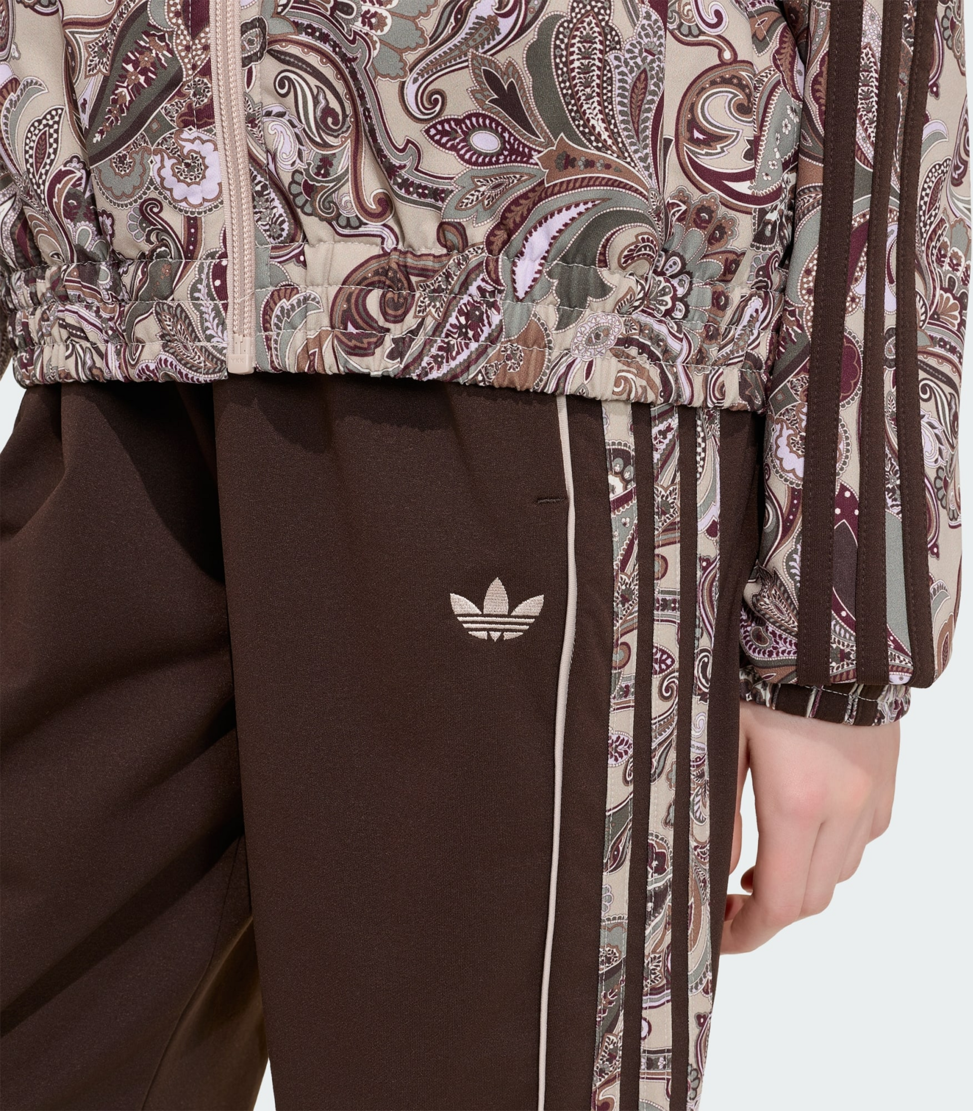 ADIDAS ORIGINALS, Adidas Originals Sst L&ouml;sa Tr&auml;ningsbyxor Med Paisleym&ouml;nster
