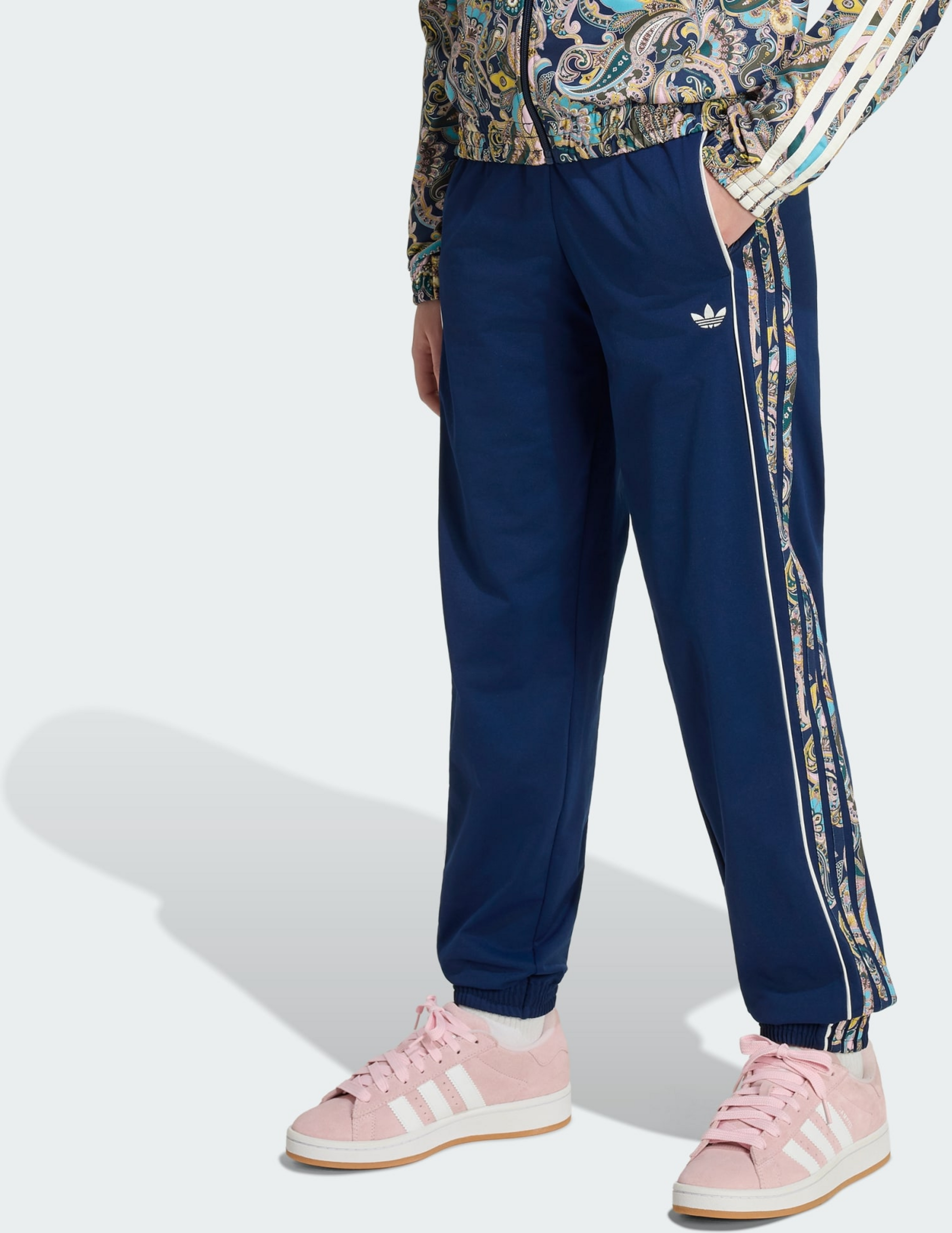 ADIDAS ORIGINALS, Adidas Originals Sst L&ouml;sa Tr&auml;ningsbyxor Med Paisleym&ouml;nster