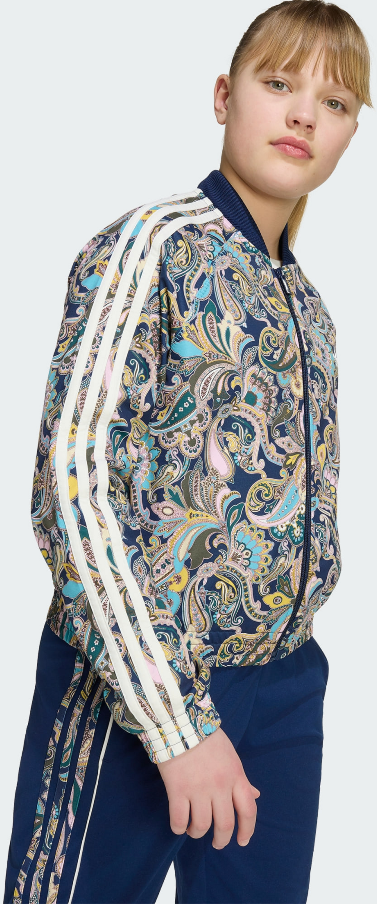 ADIDAS ORIGINALS, Adidas Originals Sst Loose Cropped Paisley Tr&auml;ningsjacka