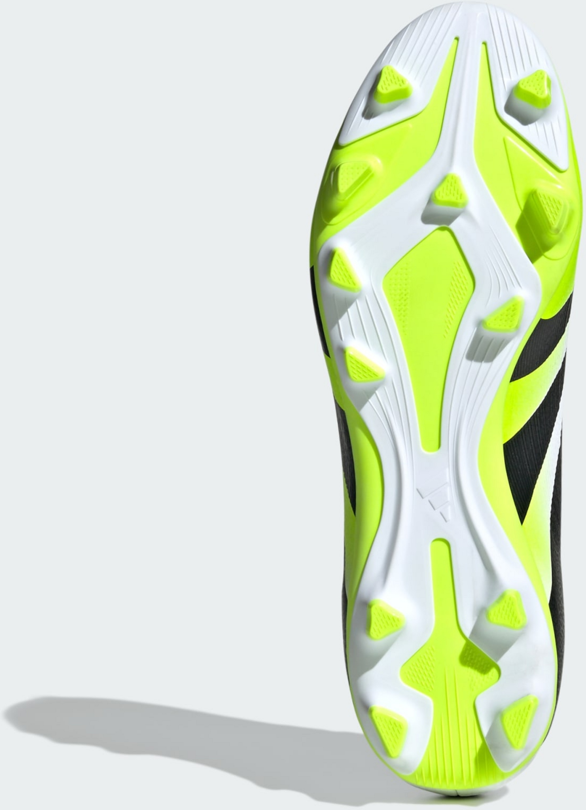 ADIDAS, Adidas Predator Club Fotbollsskor F&ouml;r Fast Underlag/flera Underlag