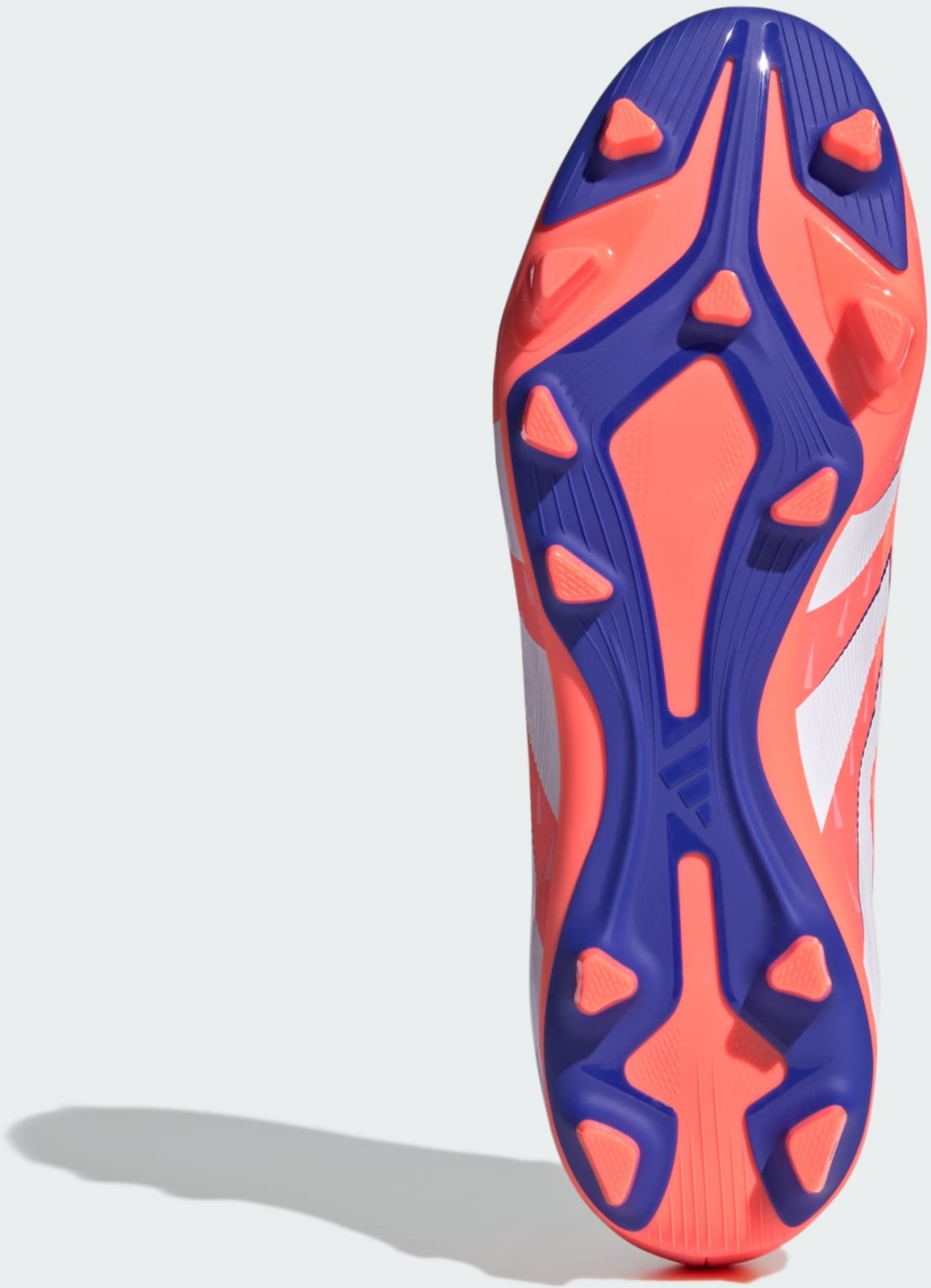 ADIDAS, Adidas Predator Club Fotbollsskor F&ouml;r Fast Underlag/flera Underlag