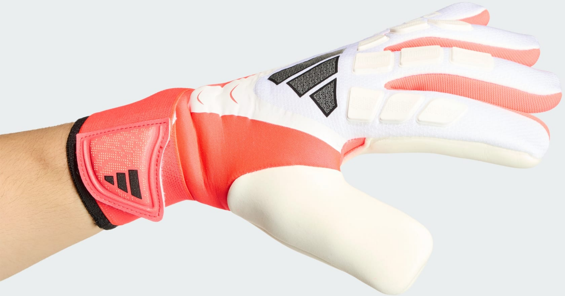 ADIDAS, Adidas Predator Goalkeeper Glove Competition