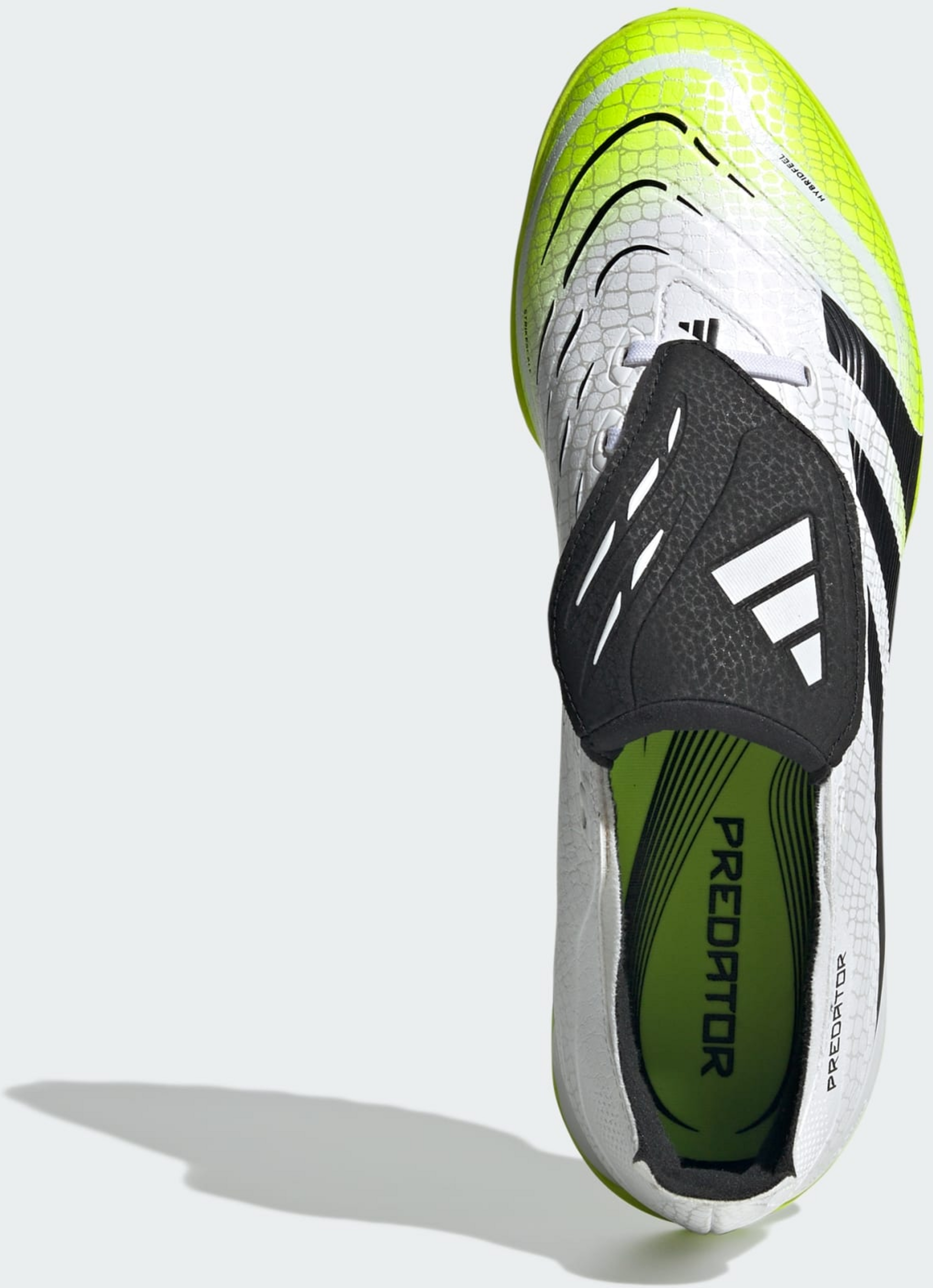 ADIDAS, Adidas Predator League Skor Med Vikbar Pl&ouml;s F&ouml;r Grus