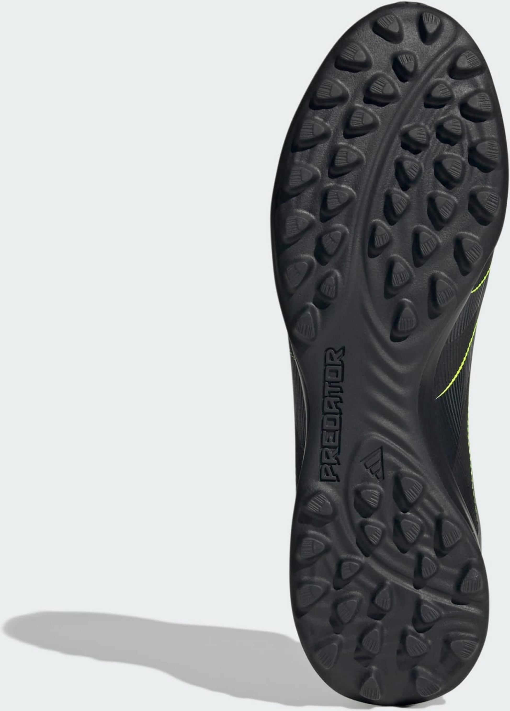 ADIDAS, Adidas Predator League Skor Med Vikbar Pl&ouml;s F&ouml;r Grus