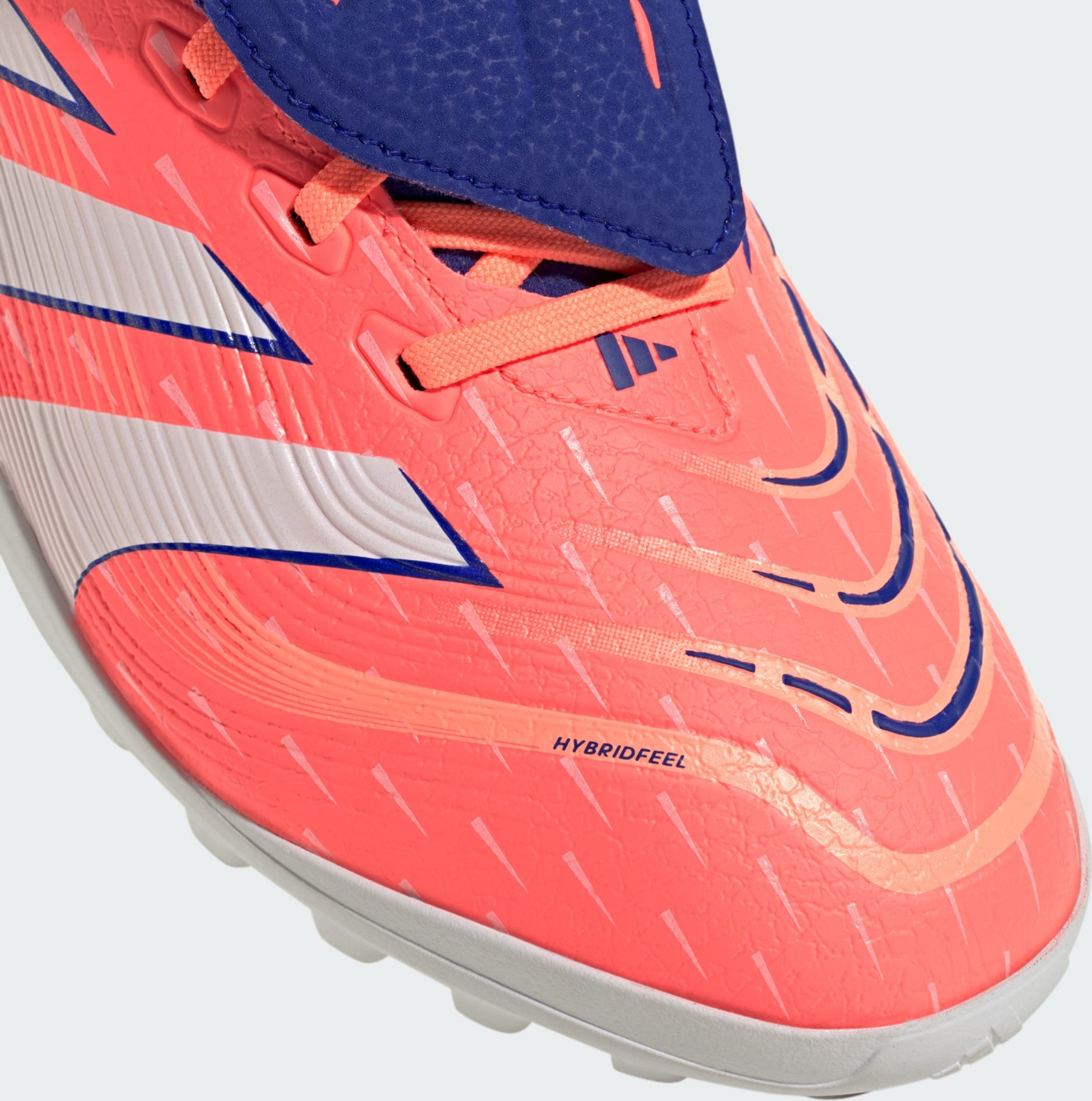 ADIDAS, Adidas Predator League Skor Med Vikbar Pl&ouml;s F&ouml;r Konstgr&auml;s