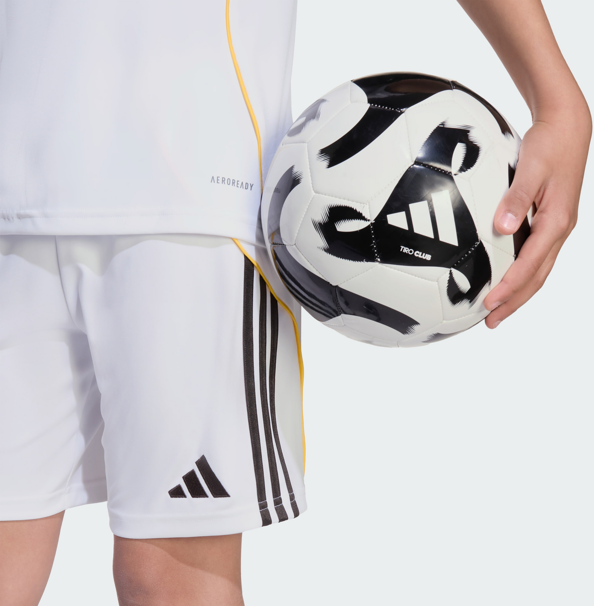 ADIDAS, Adidas Real Madrid 25/26 Hemmashorts För Barn