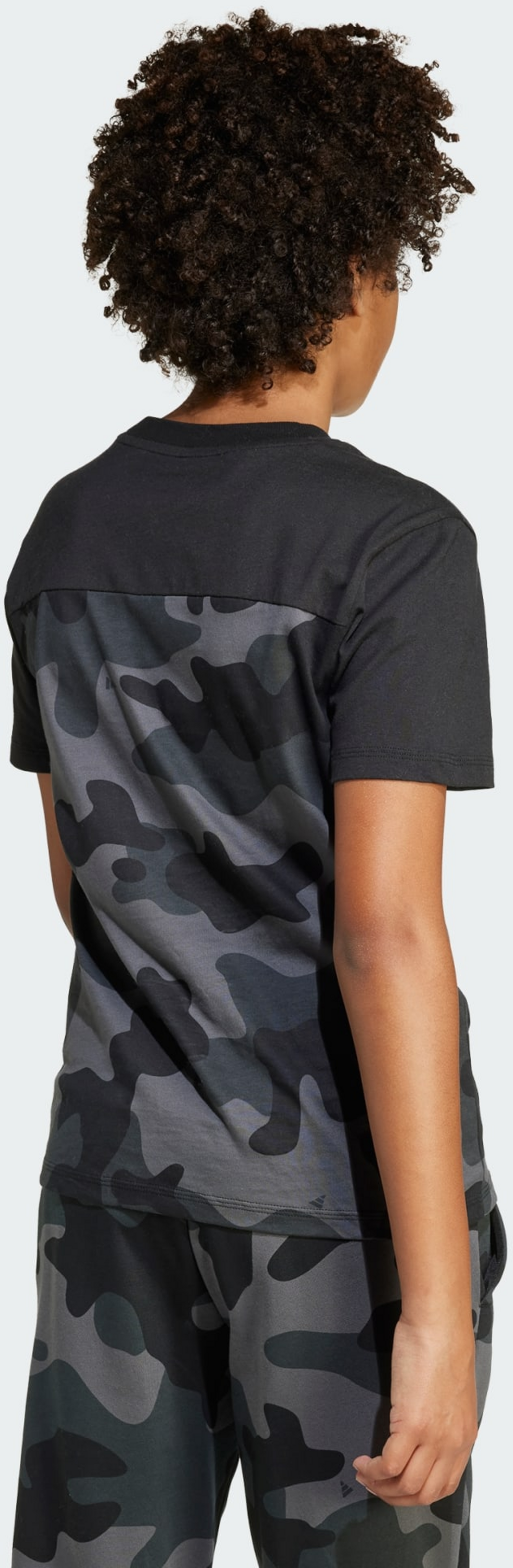 ADIDAS, Adidas Seasonal Essentials Camo Cotton T-shirt För Barn