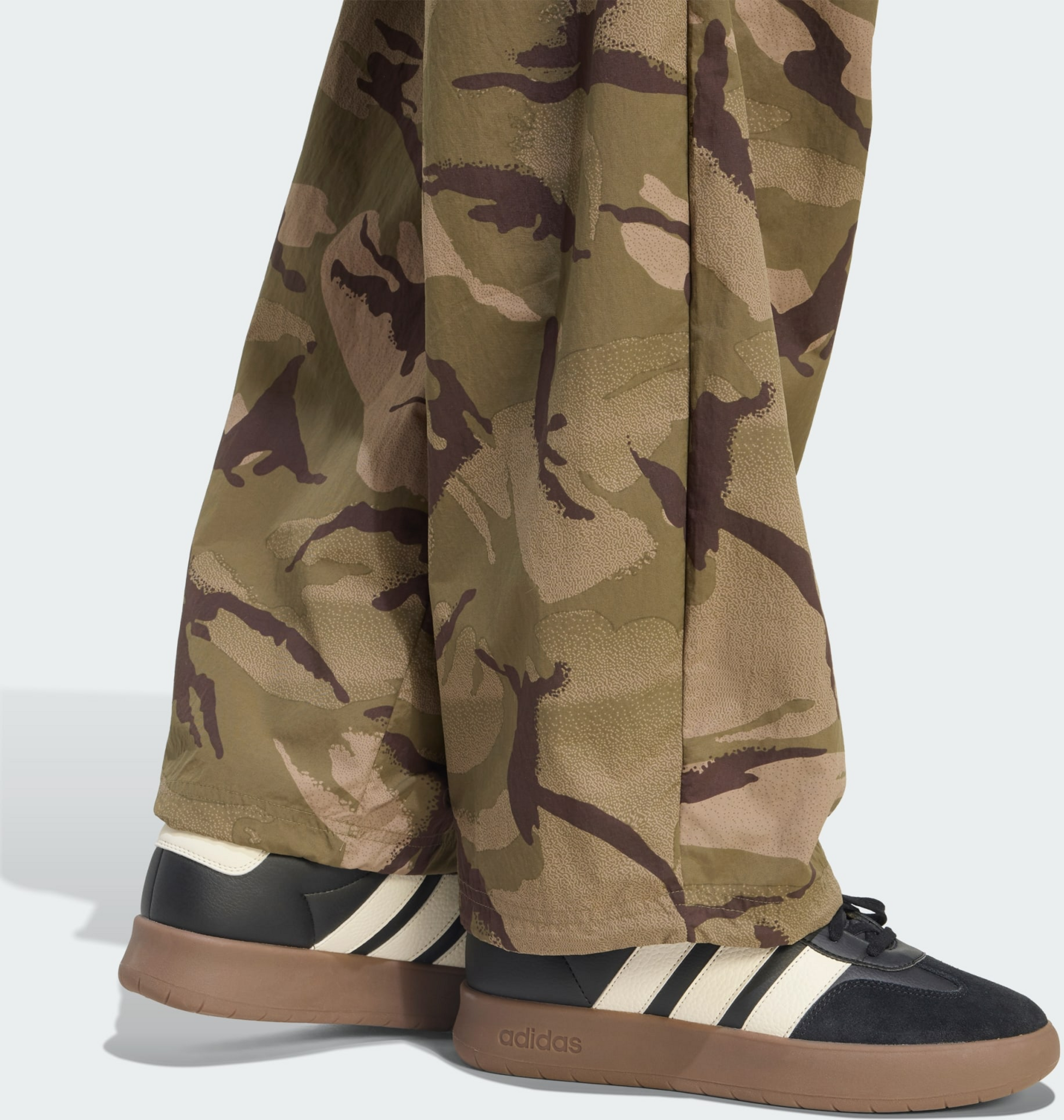 ADIDAS, Adidas Seasonal Essentials Camo Woven Parachute Byxor