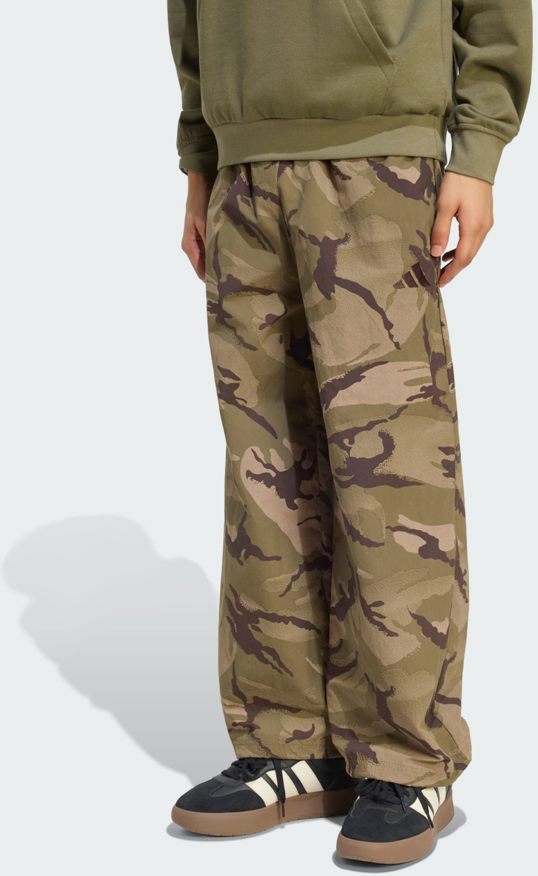 ADIDAS, Adidas Seasonal Essentials Camo Woven Parachute Byxor