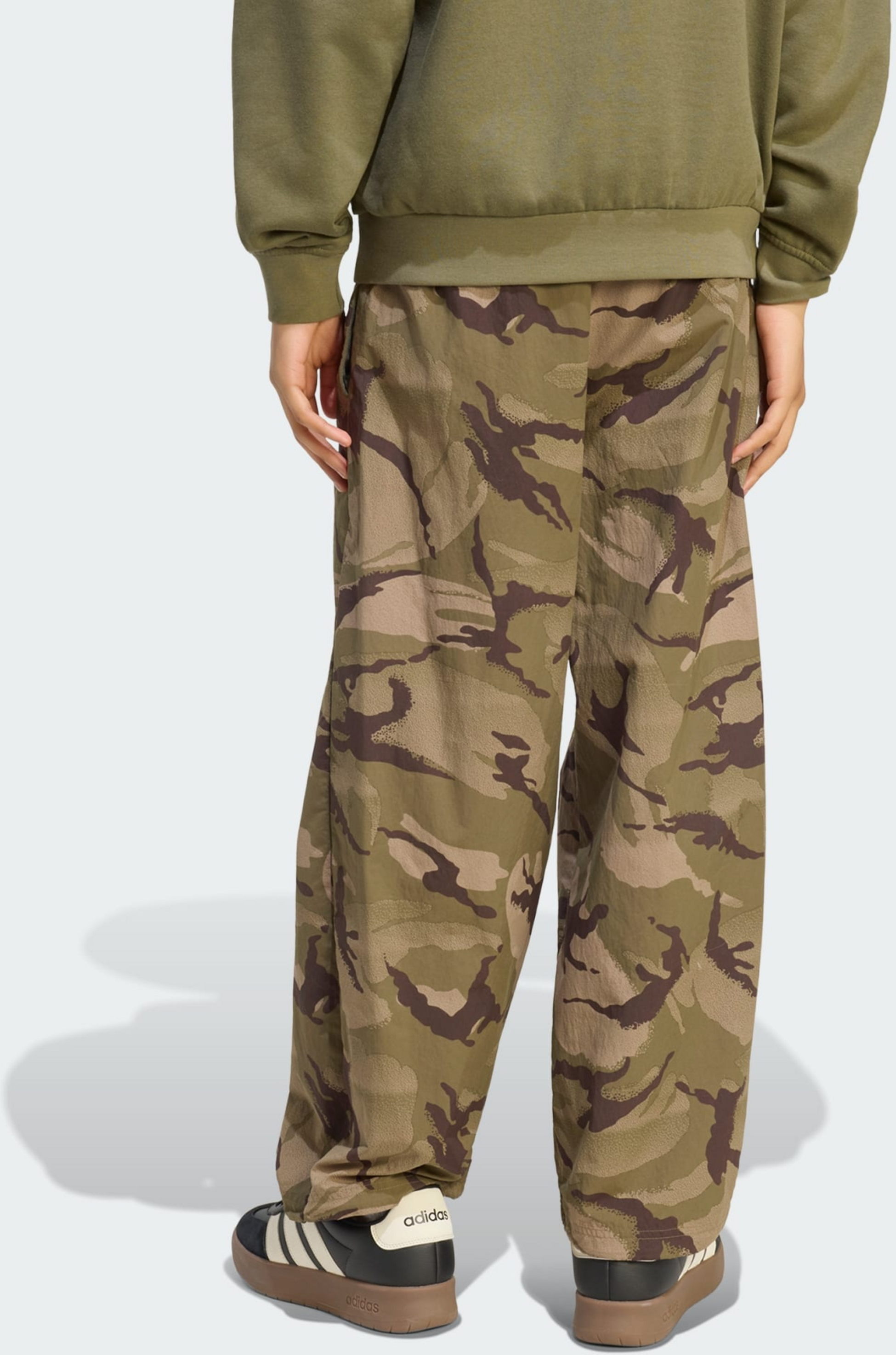 ADIDAS, Adidas Seasonal Essentials Camo Woven Parachute Byxor