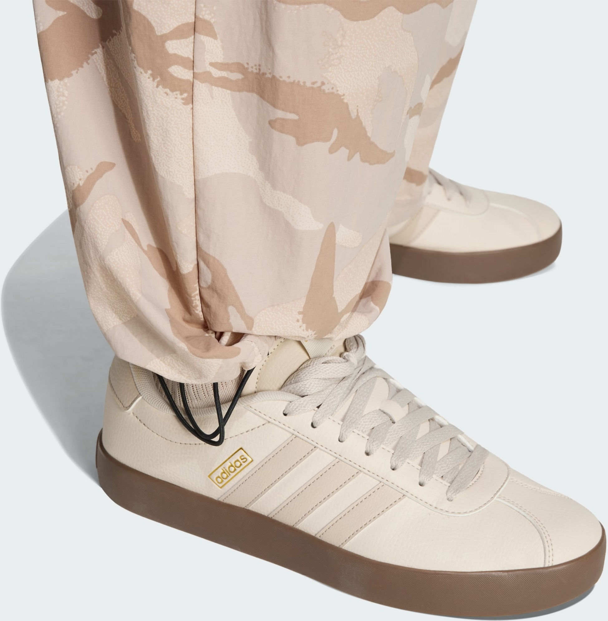 ADIDAS, Adidas Seasonal Essentials Camo Woven Parachute Byxor