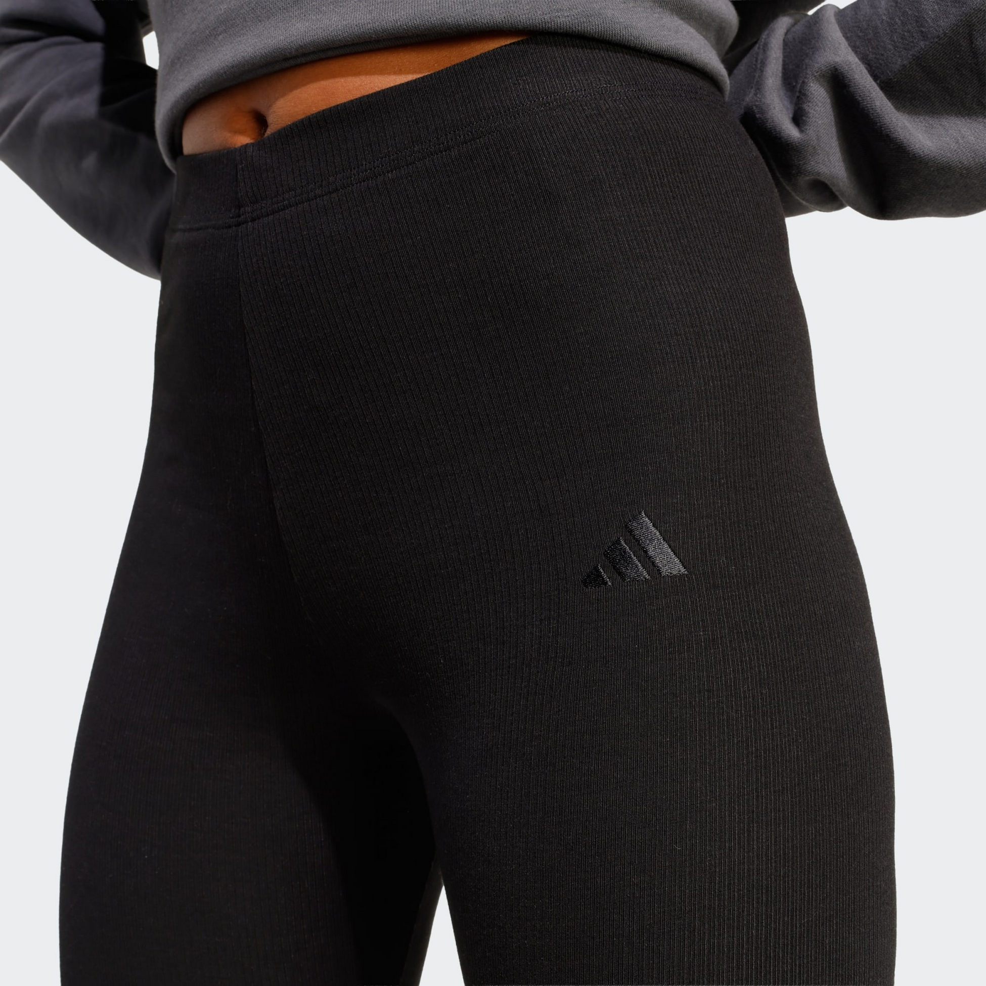 ADIDAS, Adidas Seasonal Essentials Capri-leggings Med Ribbning