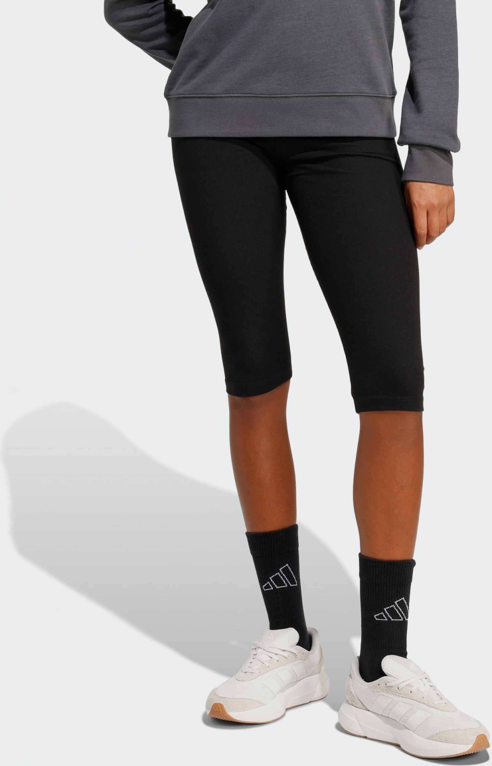 ADIDAS, Adidas Seasonal Essentials Capri-leggings Med Ribbning
