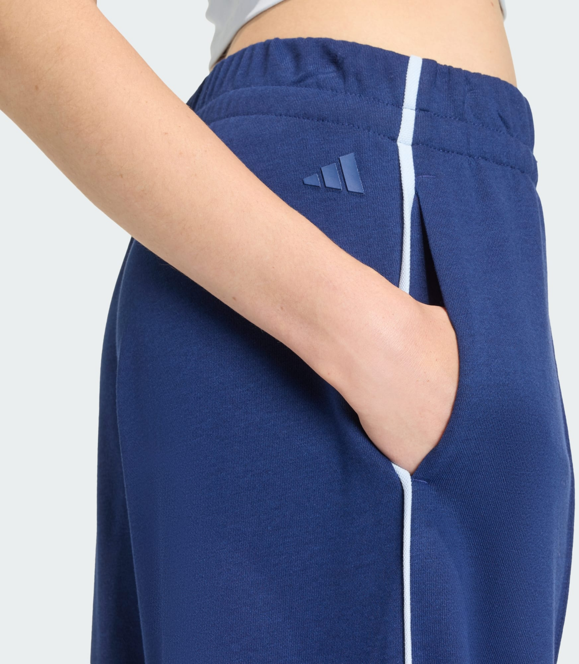 ADIDAS, Adidas Seasonal Essentials Colourpop-byxor Med Broderad Grafik