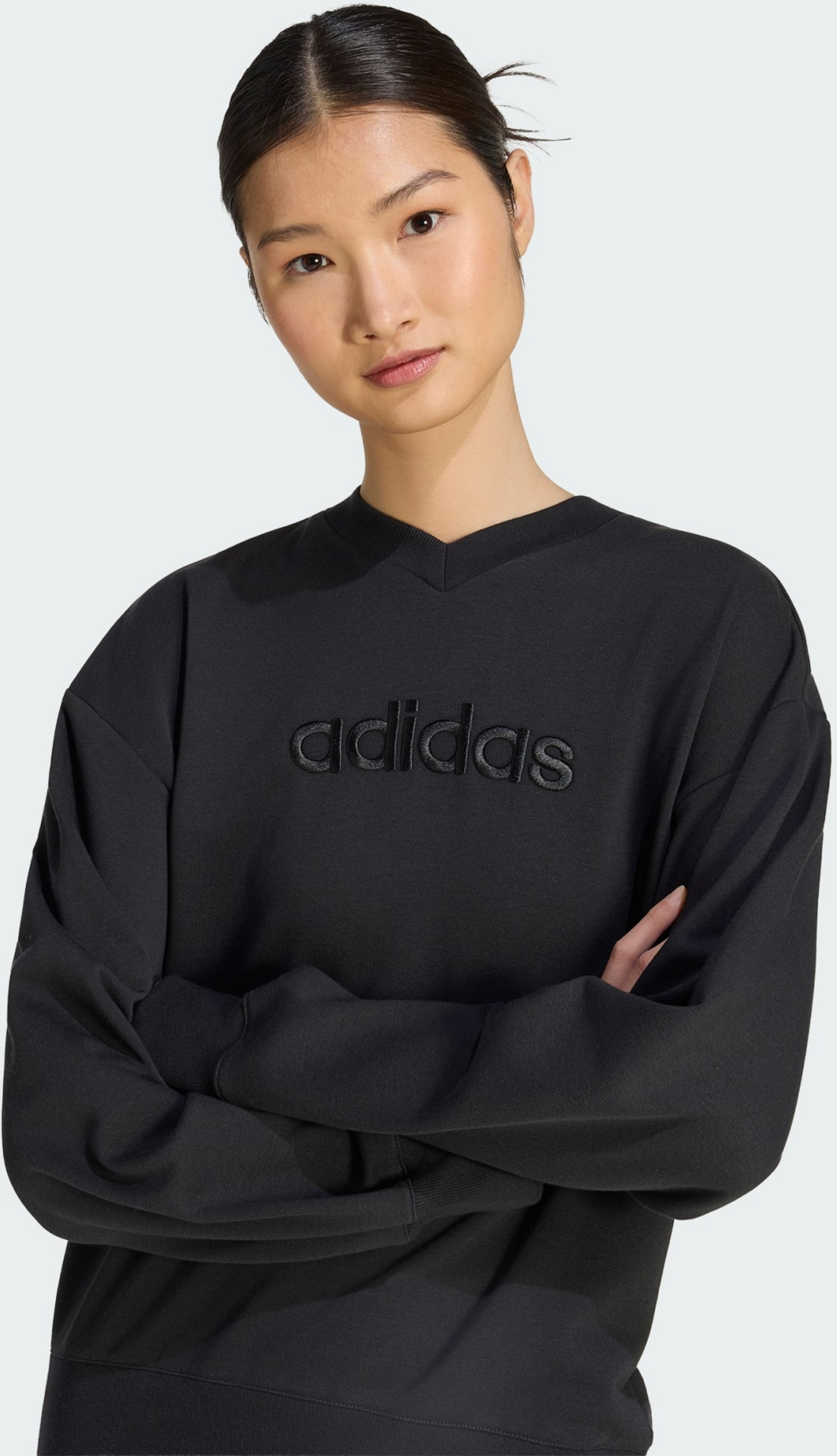 ADIDAS, Adidas Seasonal Essentials Satin V-ringad Sweatshirt