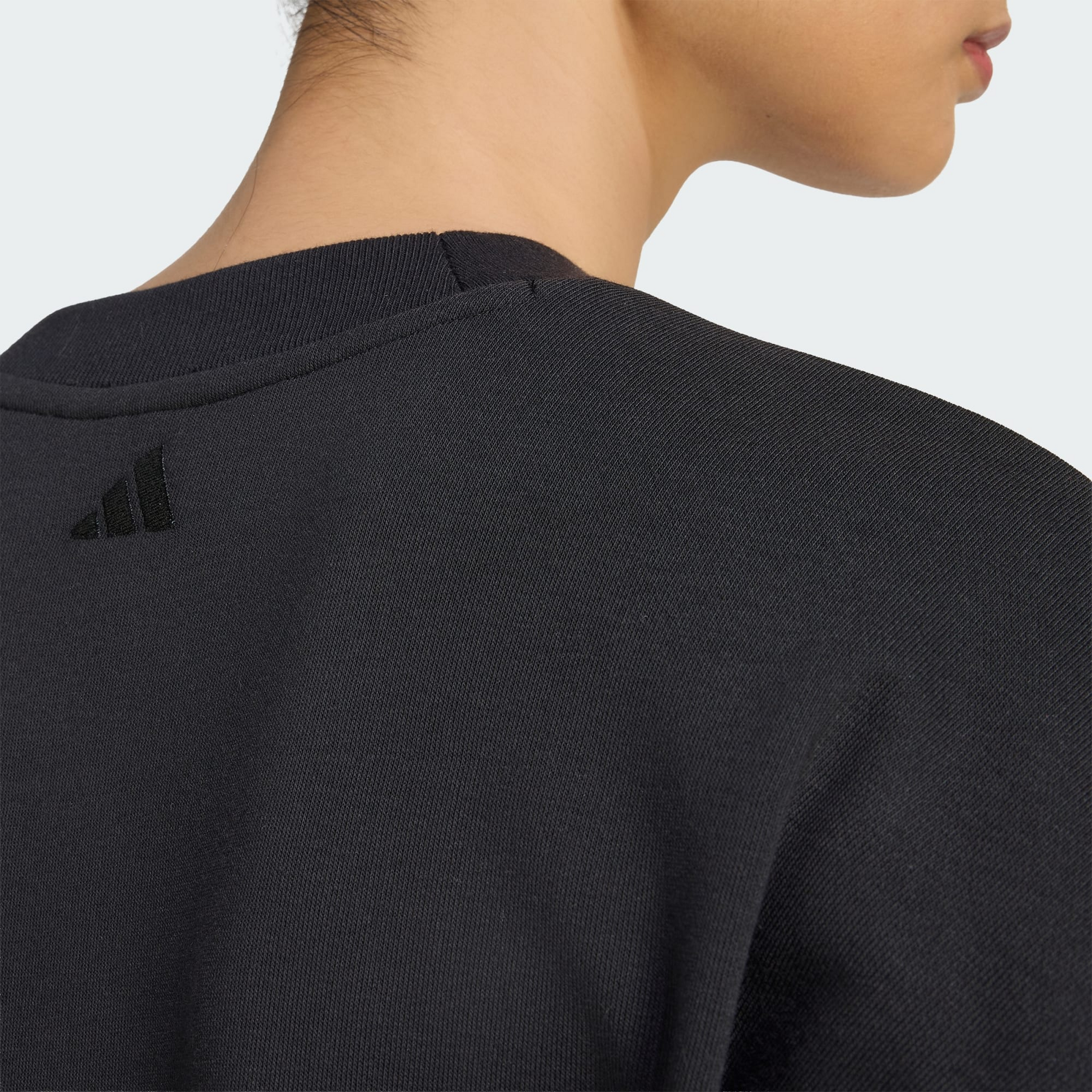 ADIDAS, Adidas Seasonal Essentials Satin V-ringad Sweatshirt