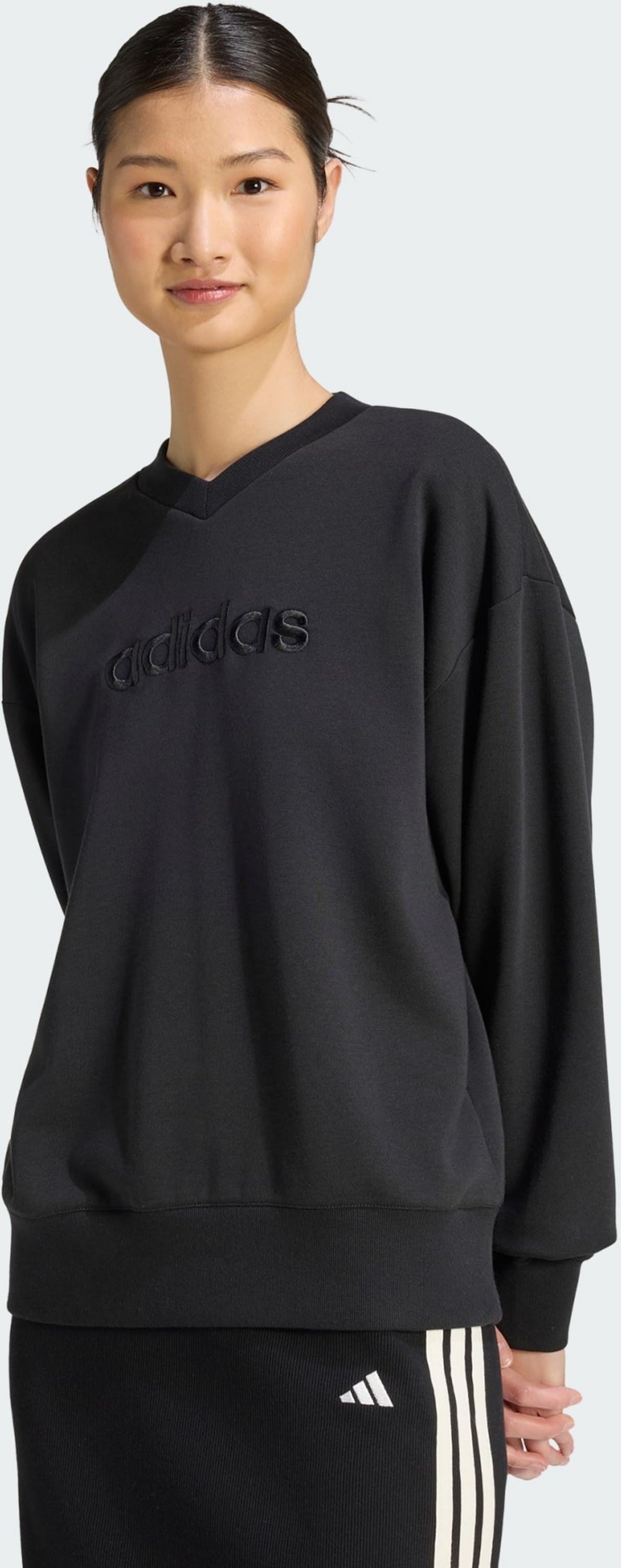 ADIDAS, Adidas Seasonal Essentials Satin V-ringad Sweatshirt