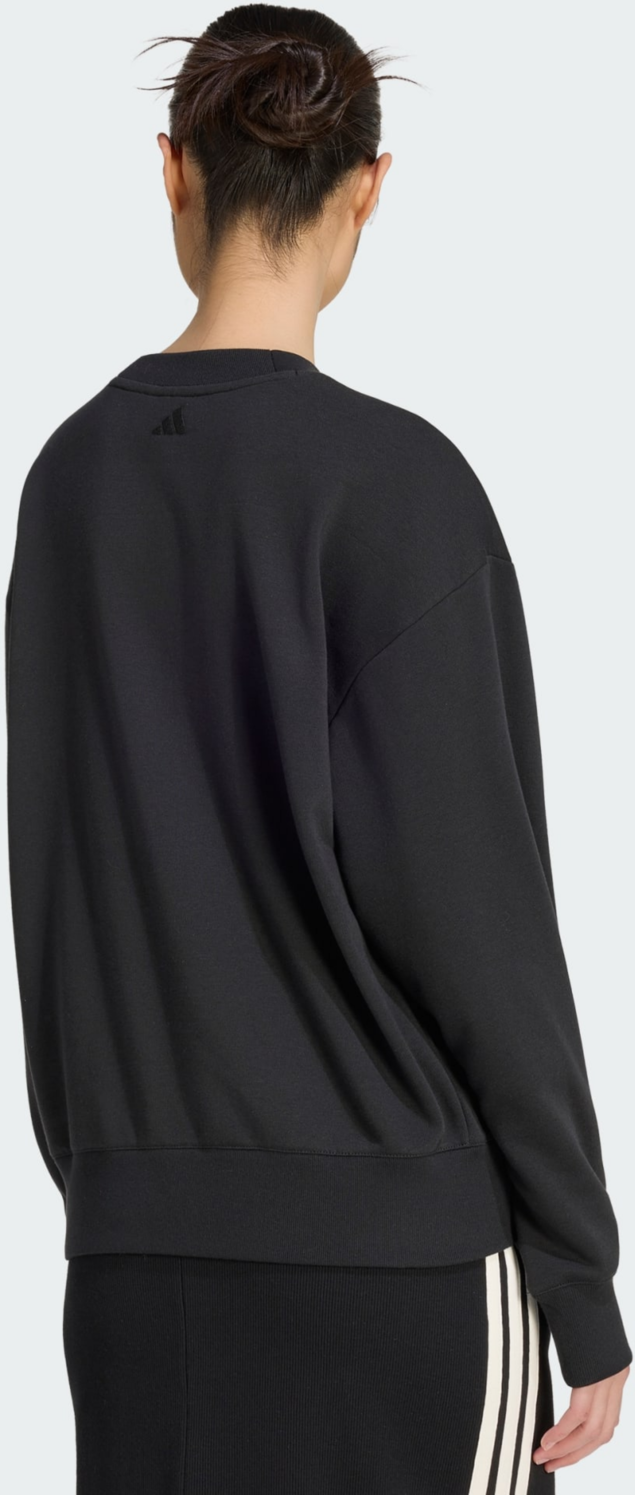 ADIDAS, Adidas Seasonal Essentials Satin V-ringad Sweatshirt