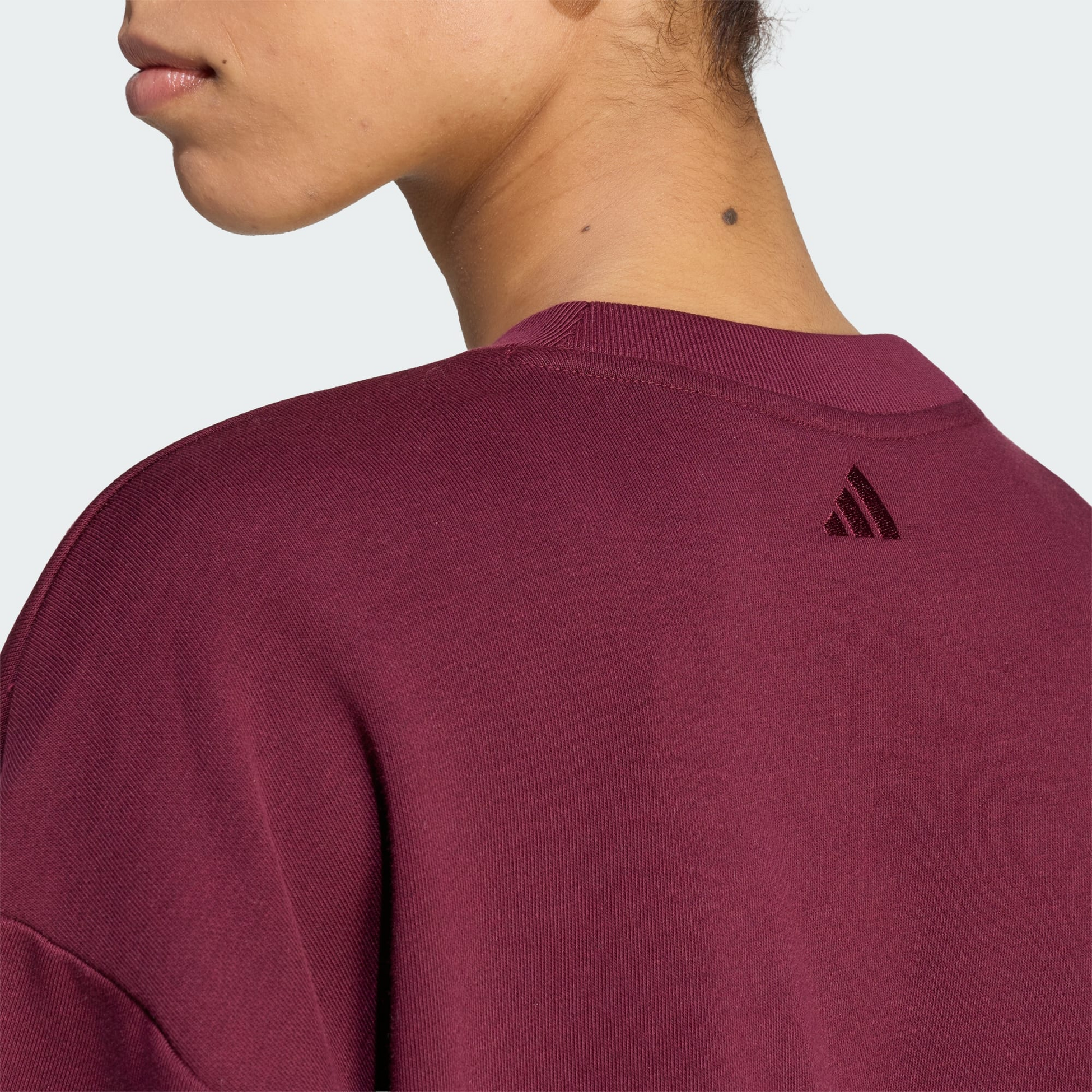 ADIDAS, Adidas Seasonal Essentials Satin V-ringad Sweatshirt
