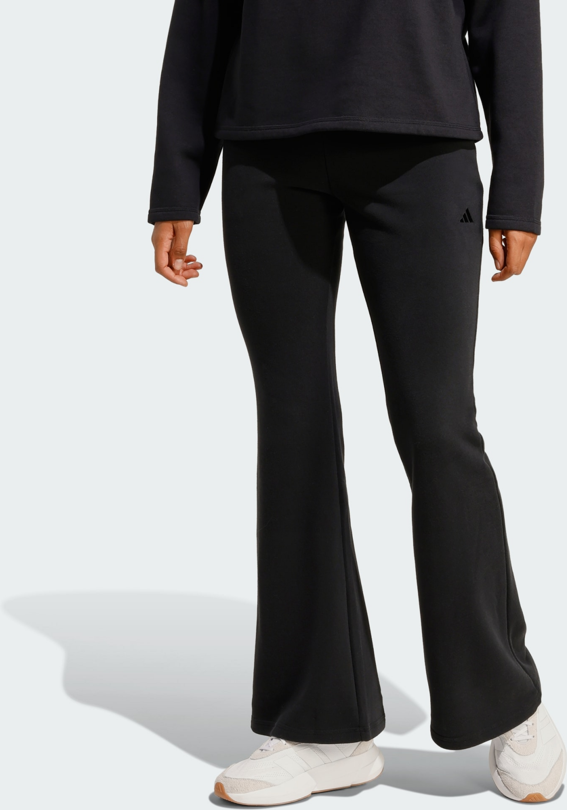 ADIDAS, Adidas Seasonal Essentials Utsvängda Byxor I Sweatshirttyg