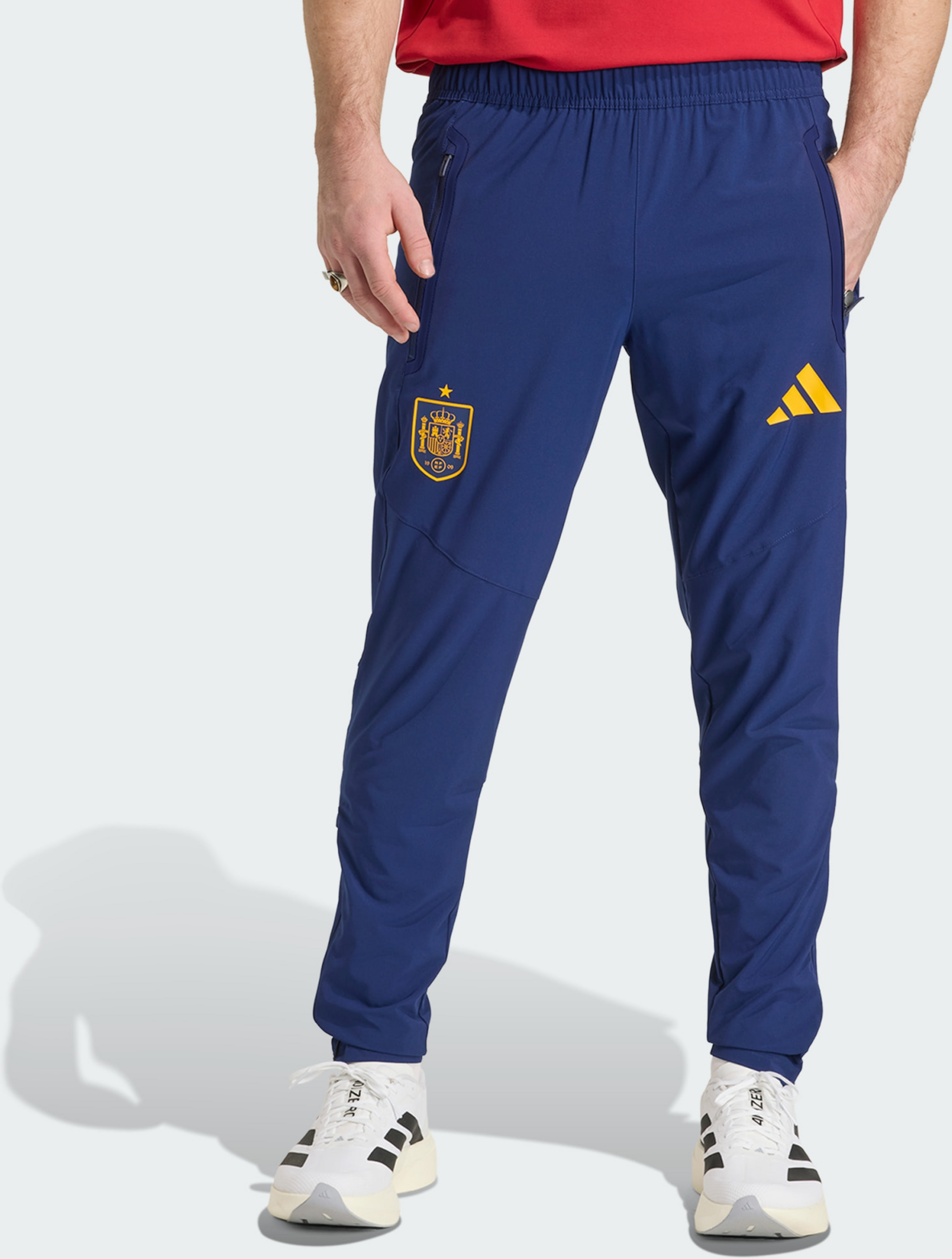 ADIDAS, Adidas Spanien Tiro Resebyxor