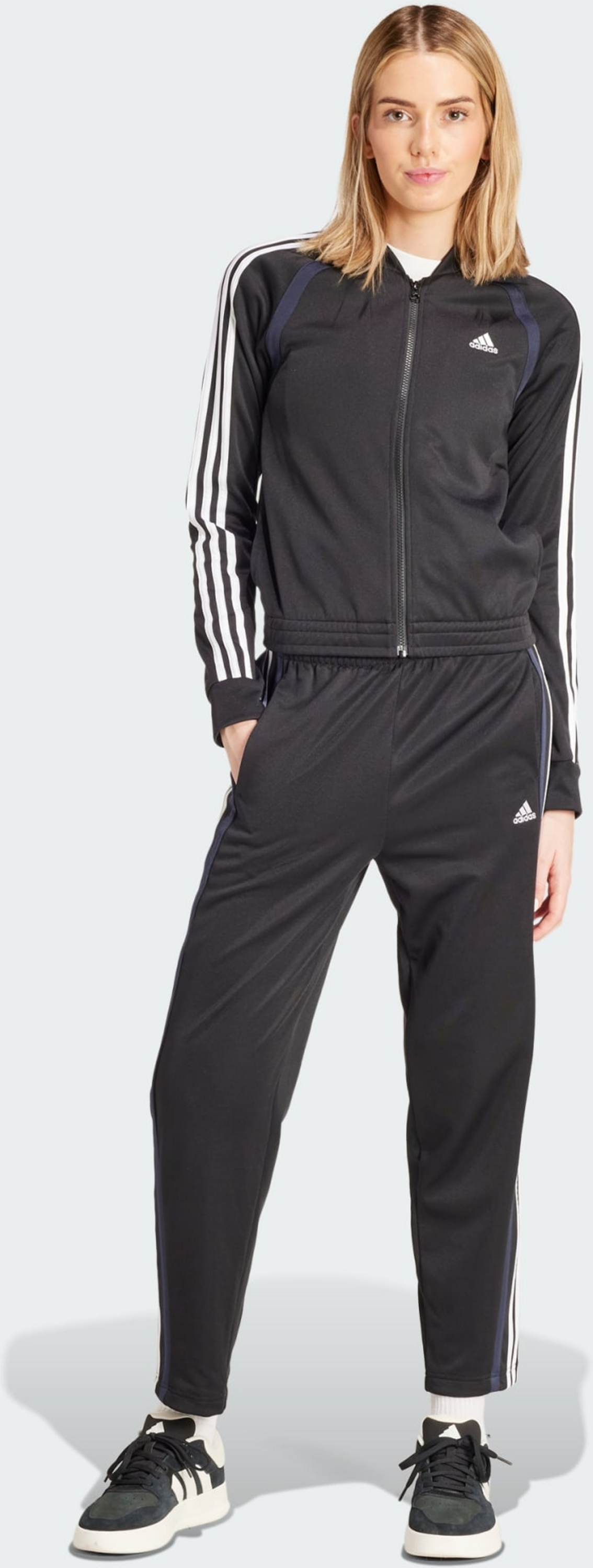 ADIDAS, Adidas Teamsport Träningsställ