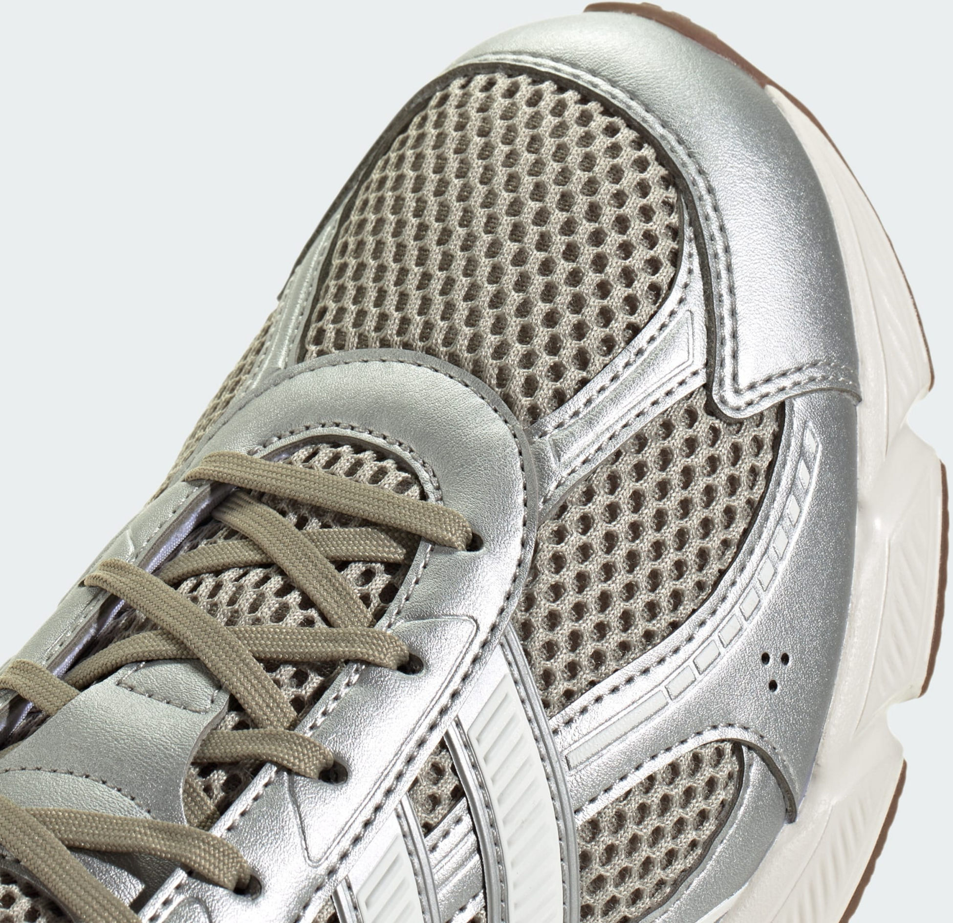 ADIDAS, Adidas Technochaos 2000 Skor