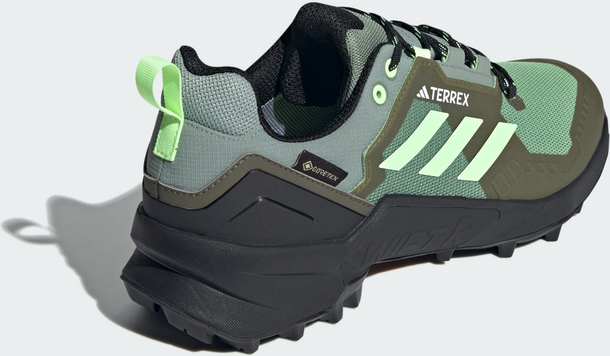 ADIDAS, Adidas Terrex Swift R3 Gore-tex Skor