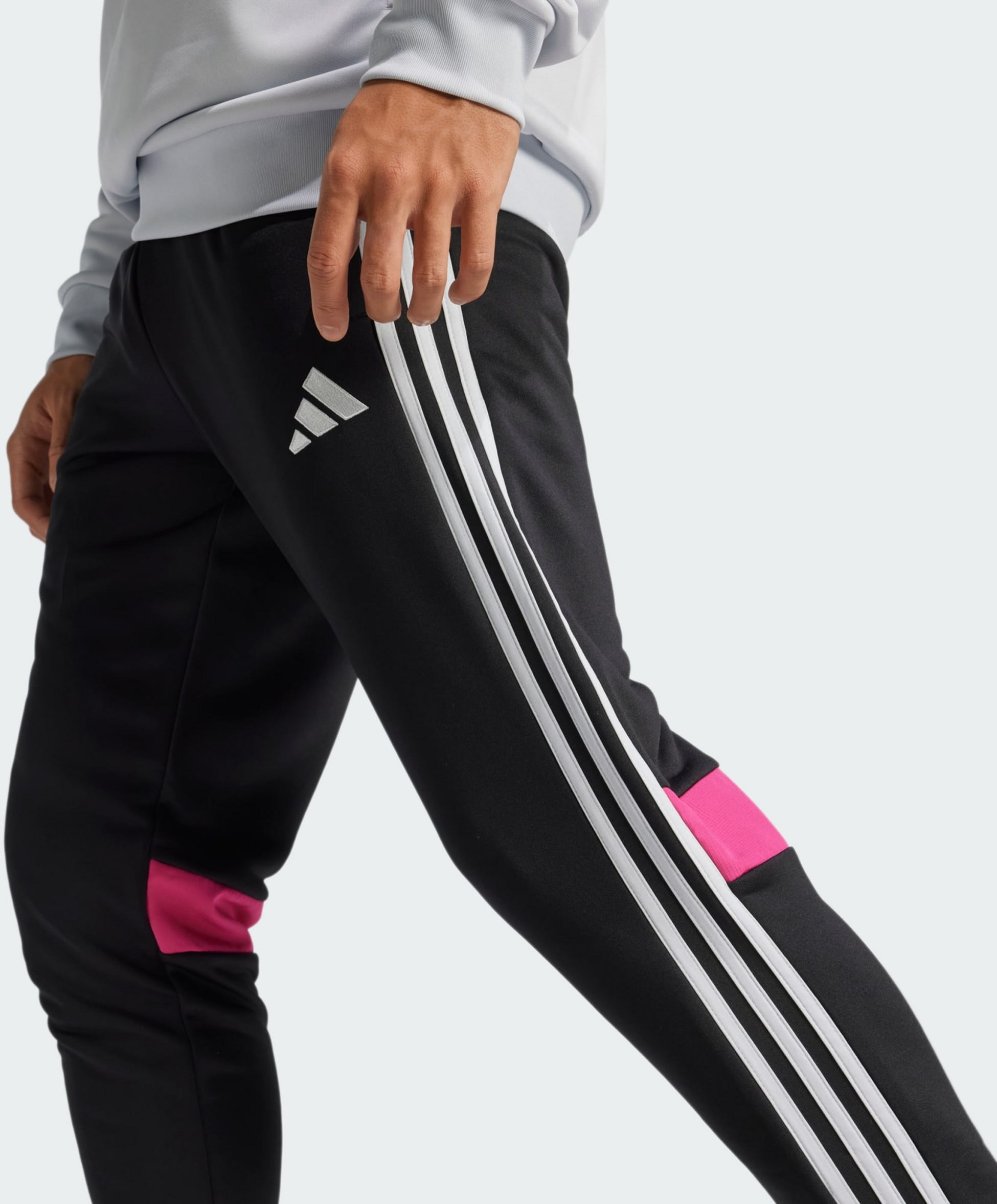 ADIDAS, Adidas Tiro 25 Essentials Joggingbyxor