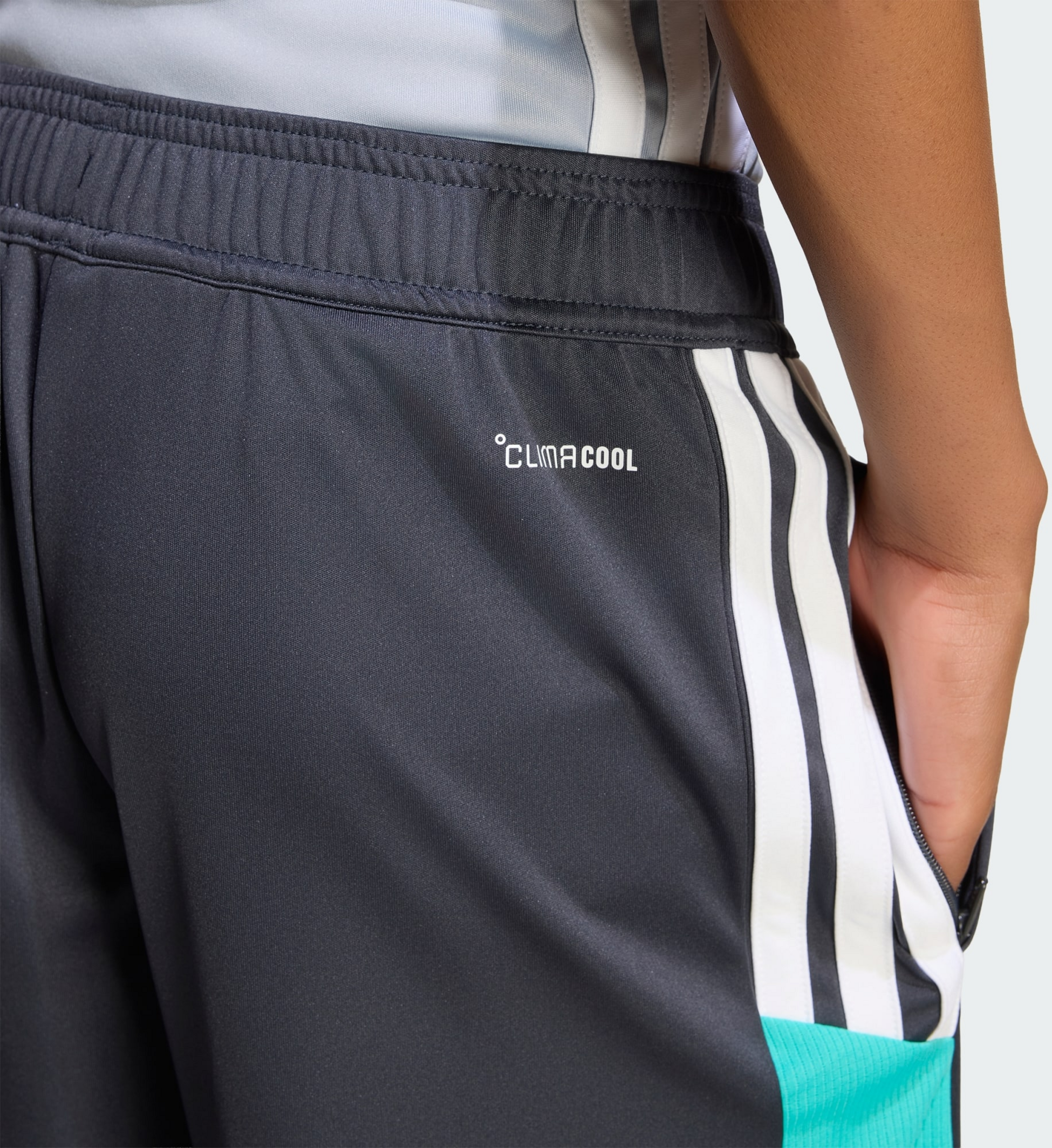 ADIDAS, Adidas Tiro 26 Essentials Shorts F&ouml;r Barn