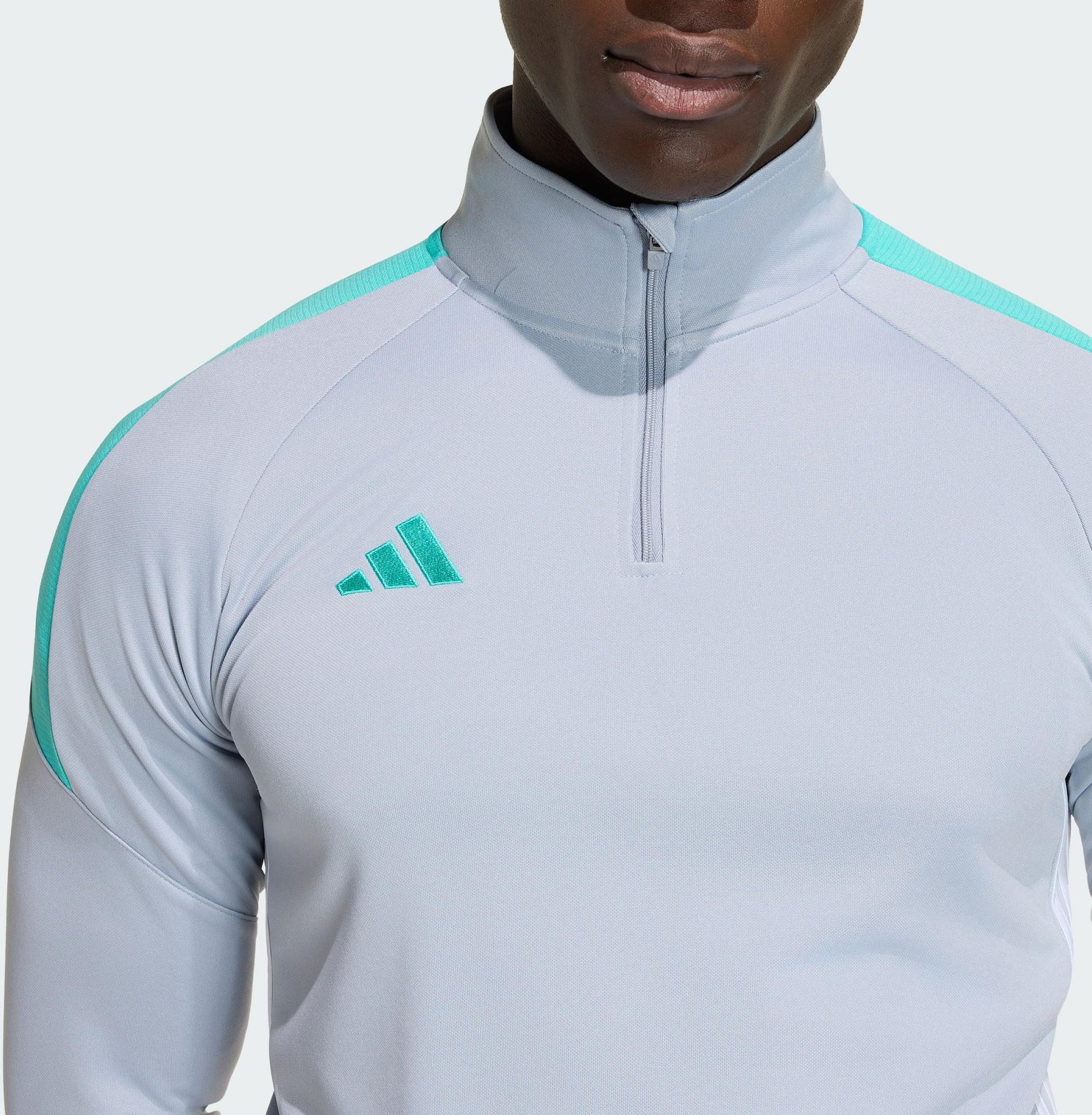 ADIDAS, Adidas Tiro 26 Essentials Tr&auml;ningstr&ouml;ja