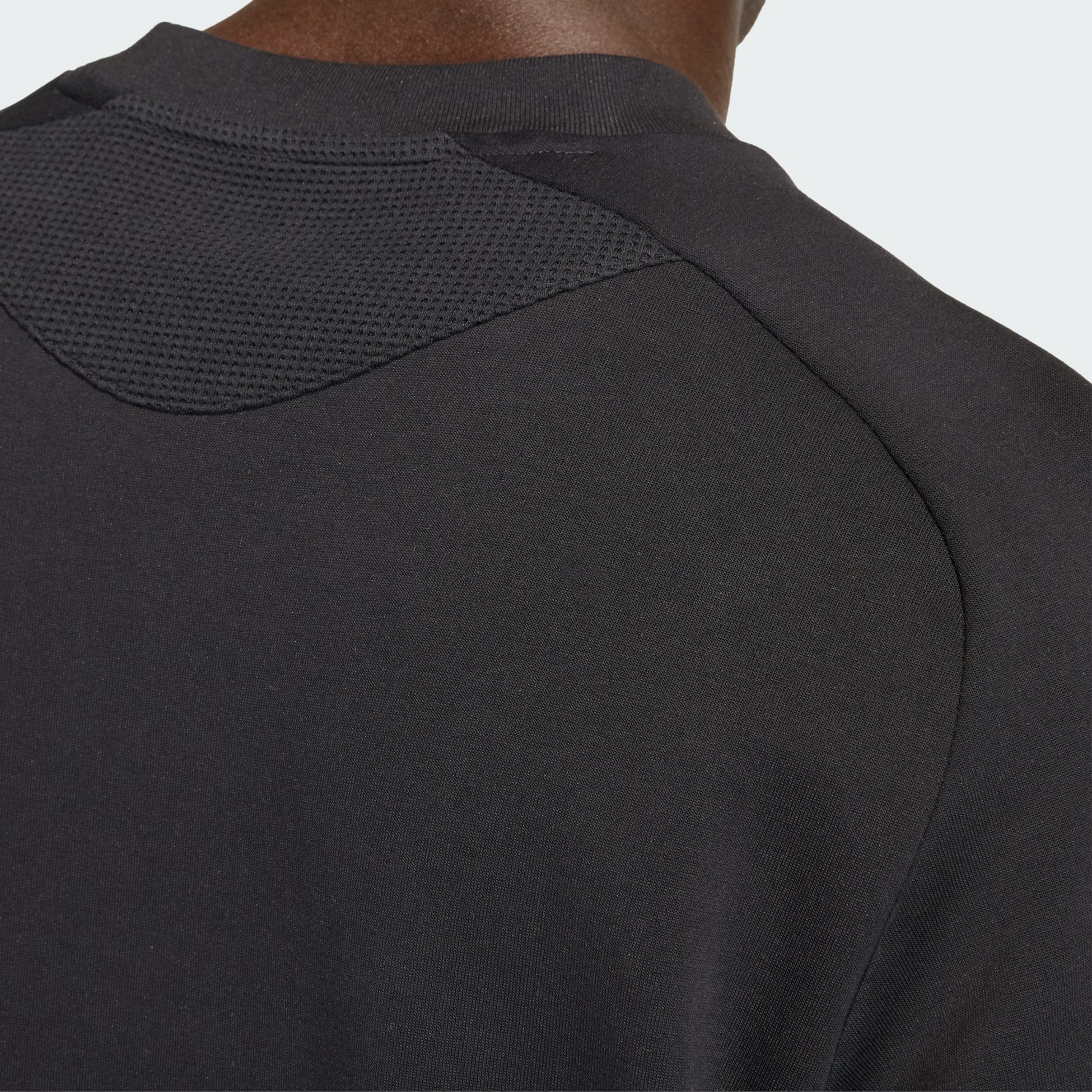 ADIDAS, Adidas Tiro Travel Crew Tr&ouml;ja