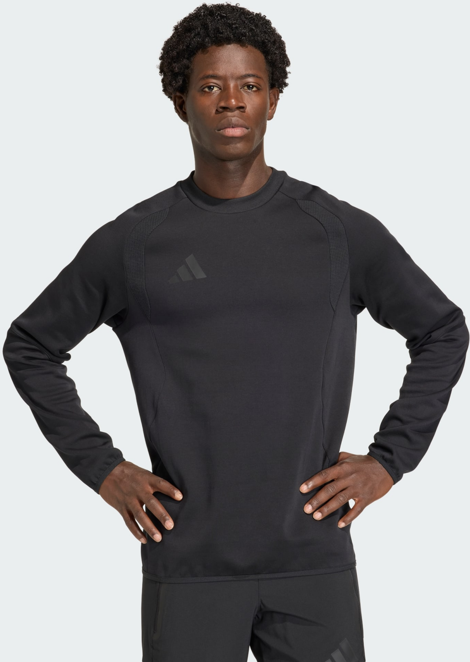 ADIDAS, Adidas Tiro Travel Crew Tr&ouml;ja