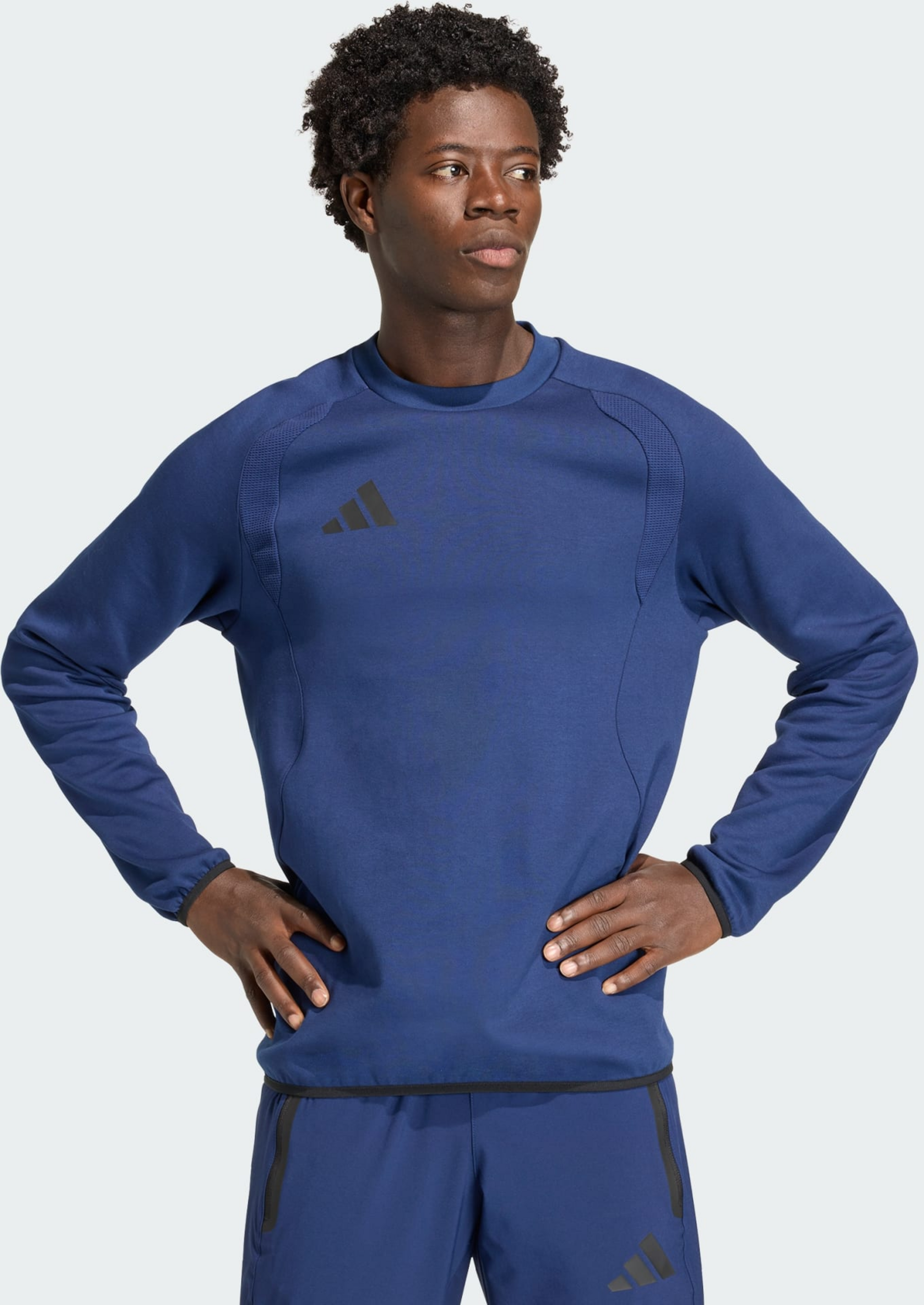 ADIDAS, Adidas Tiro Travel Crew Tr&ouml;ja