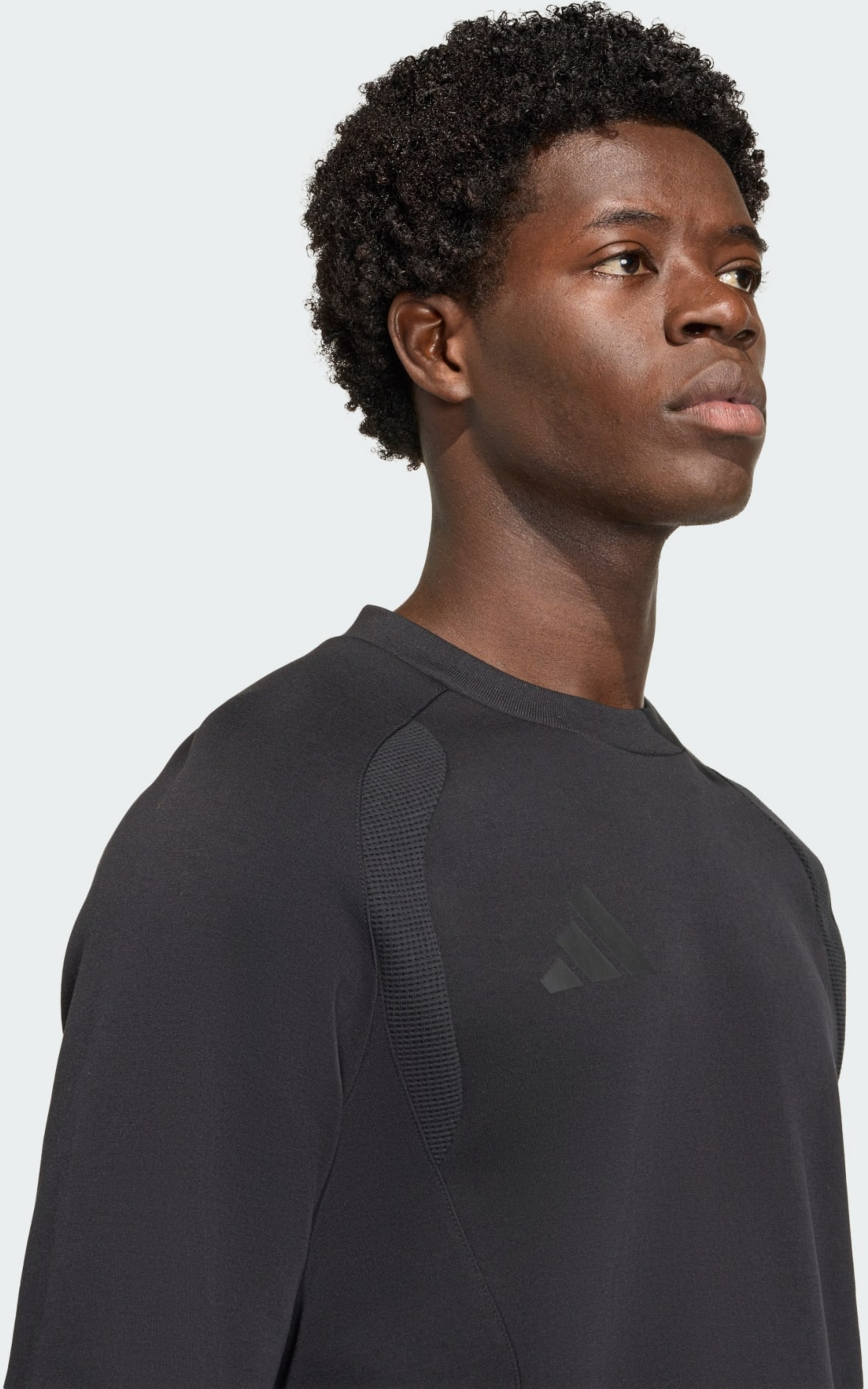 ADIDAS, Adidas Tiro Travel Tr&ouml;ja Med Rund Hals