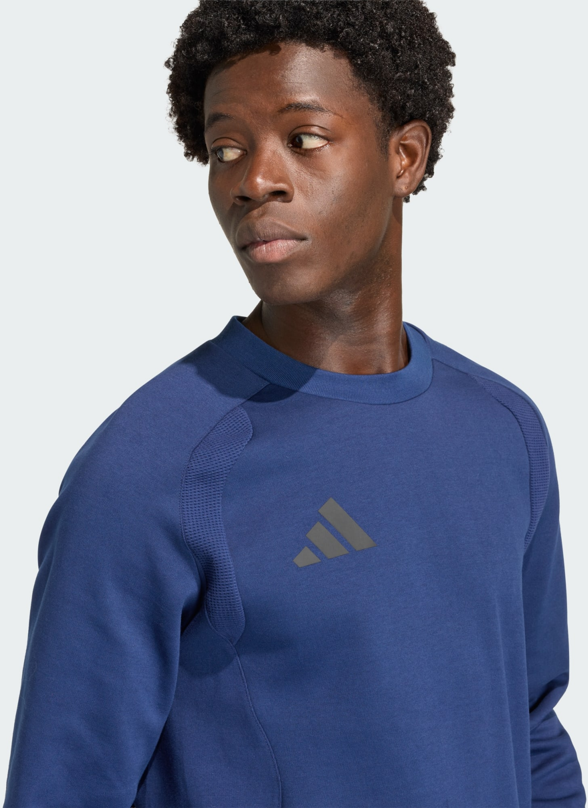 ADIDAS, Adidas Tiro Travel Tr&ouml;ja Med Rund Hals