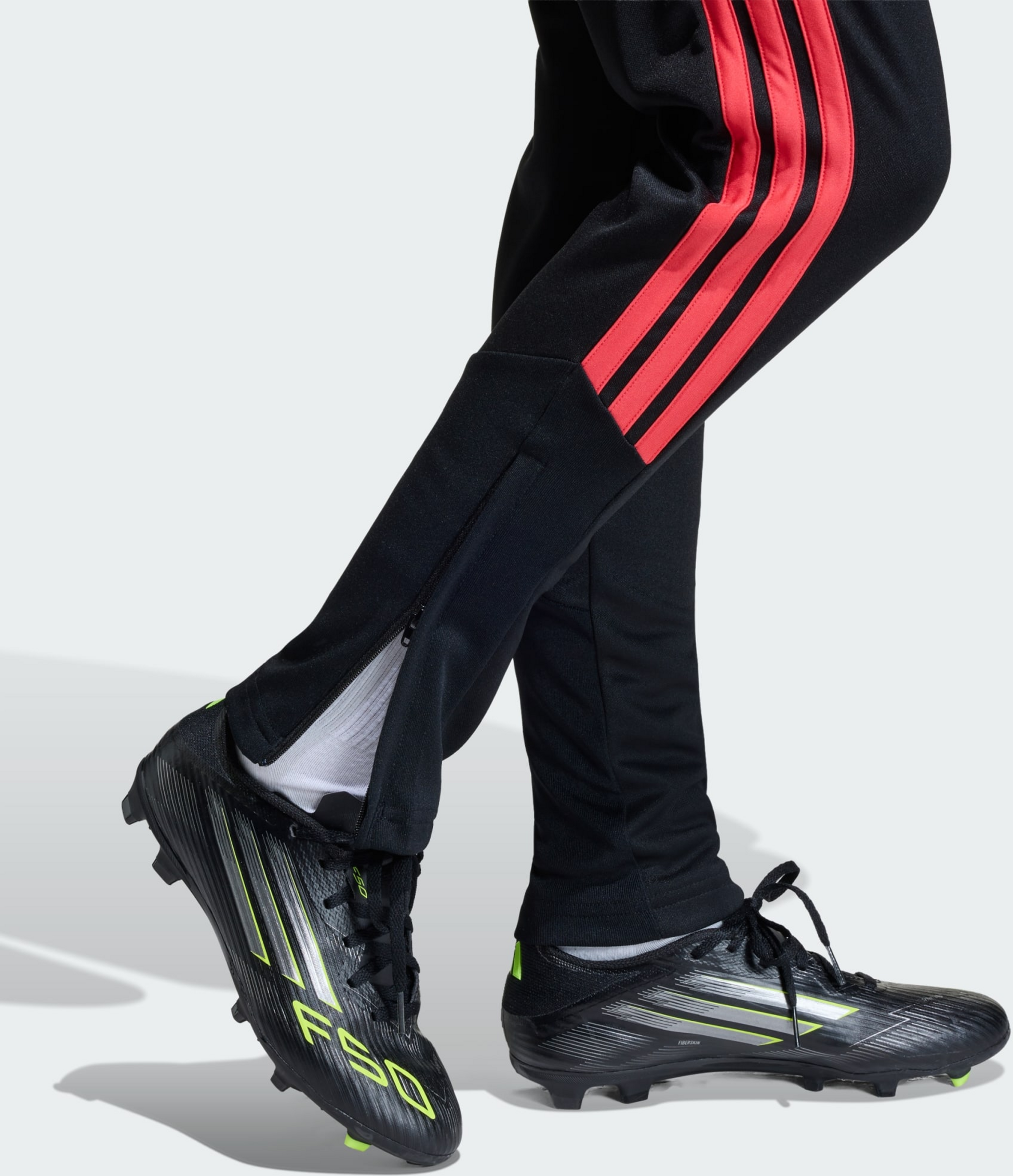 ADIDAS, Adidas Tiro26 League Tr&auml;ningsbyxor Med Small Passform Barn