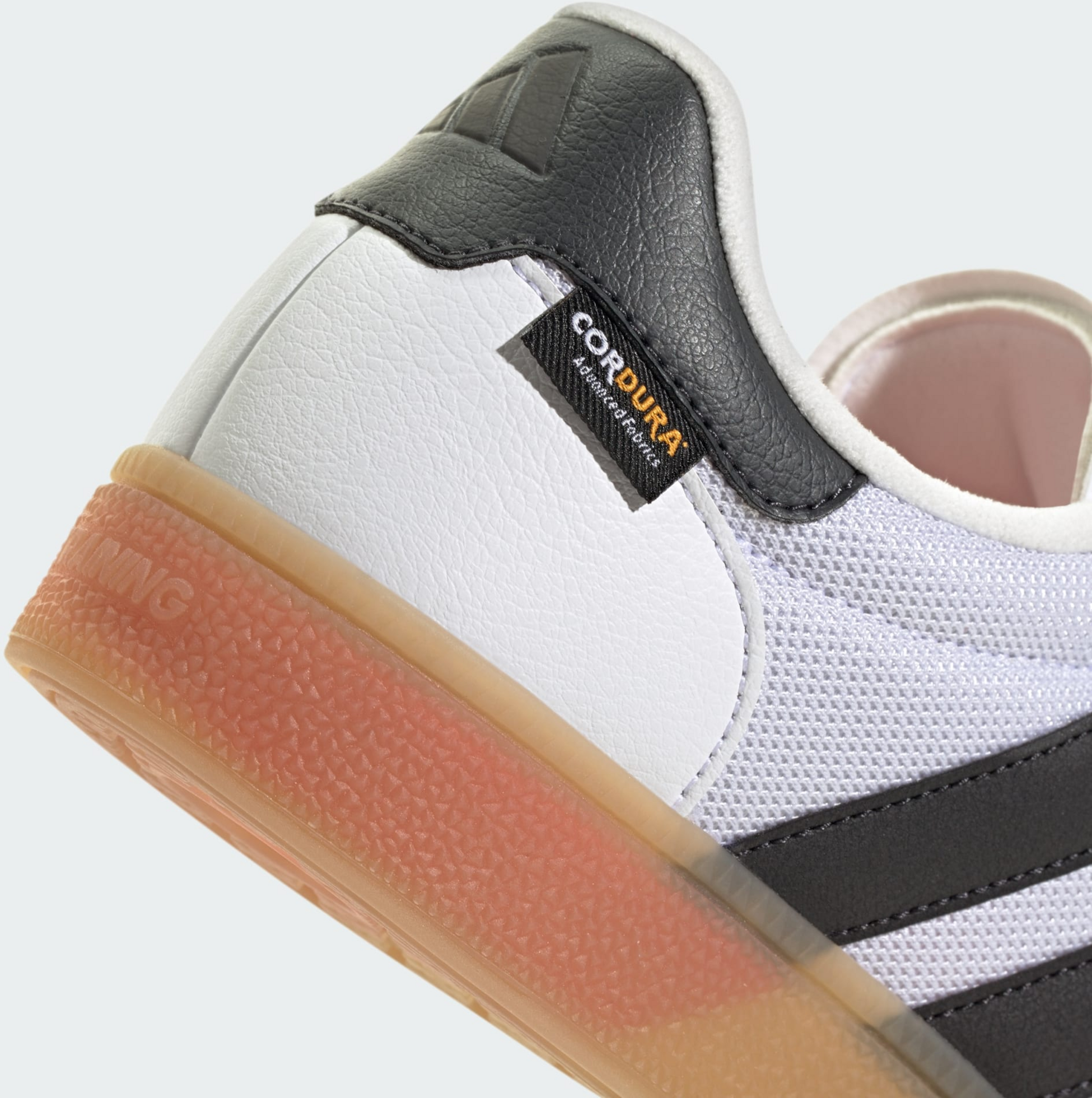 ADIDAS, Adidas Training Spezial Täningsskor