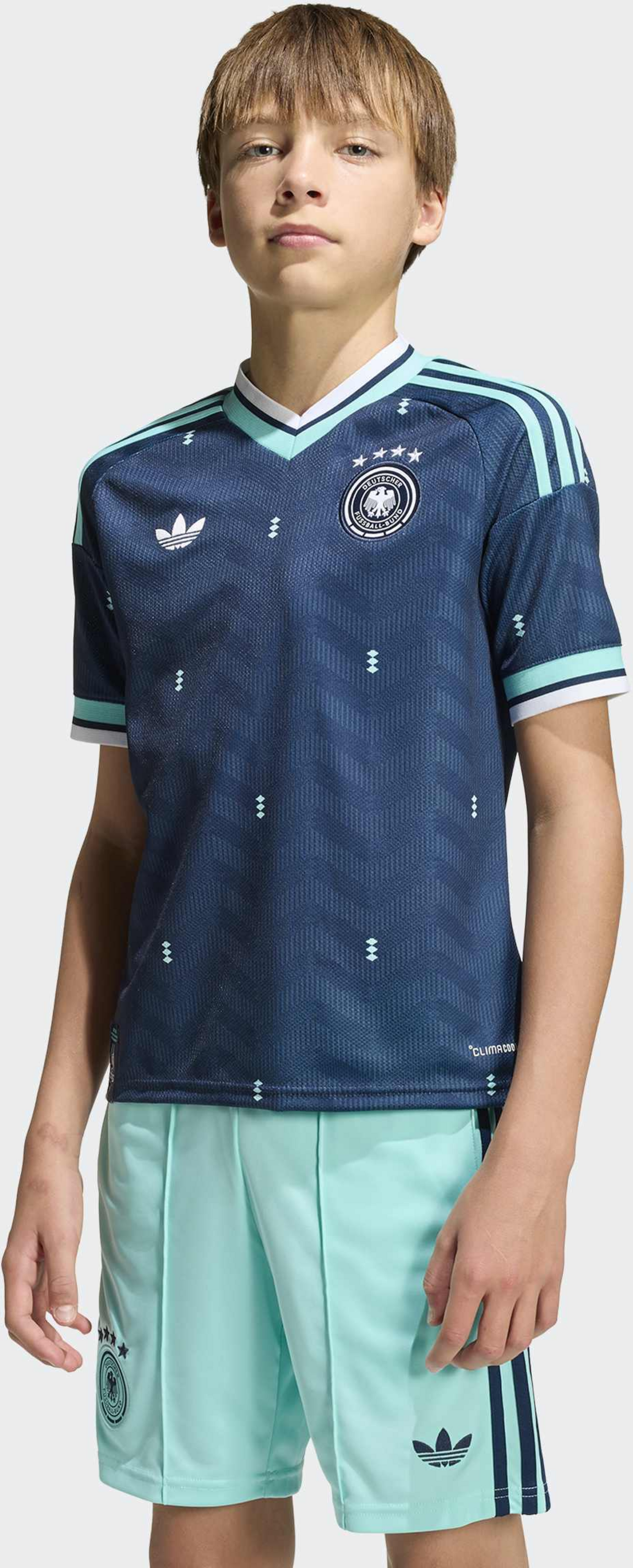 ADIDAS, Adidas Tyskland 26 Bortatr&ouml;ja F&ouml;r Barn