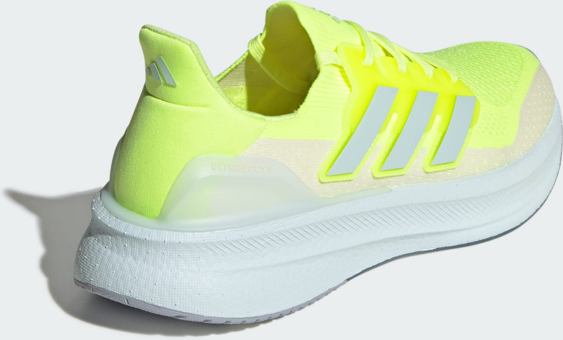 ADIDAS, Adidas Ultraboost 5 Skor