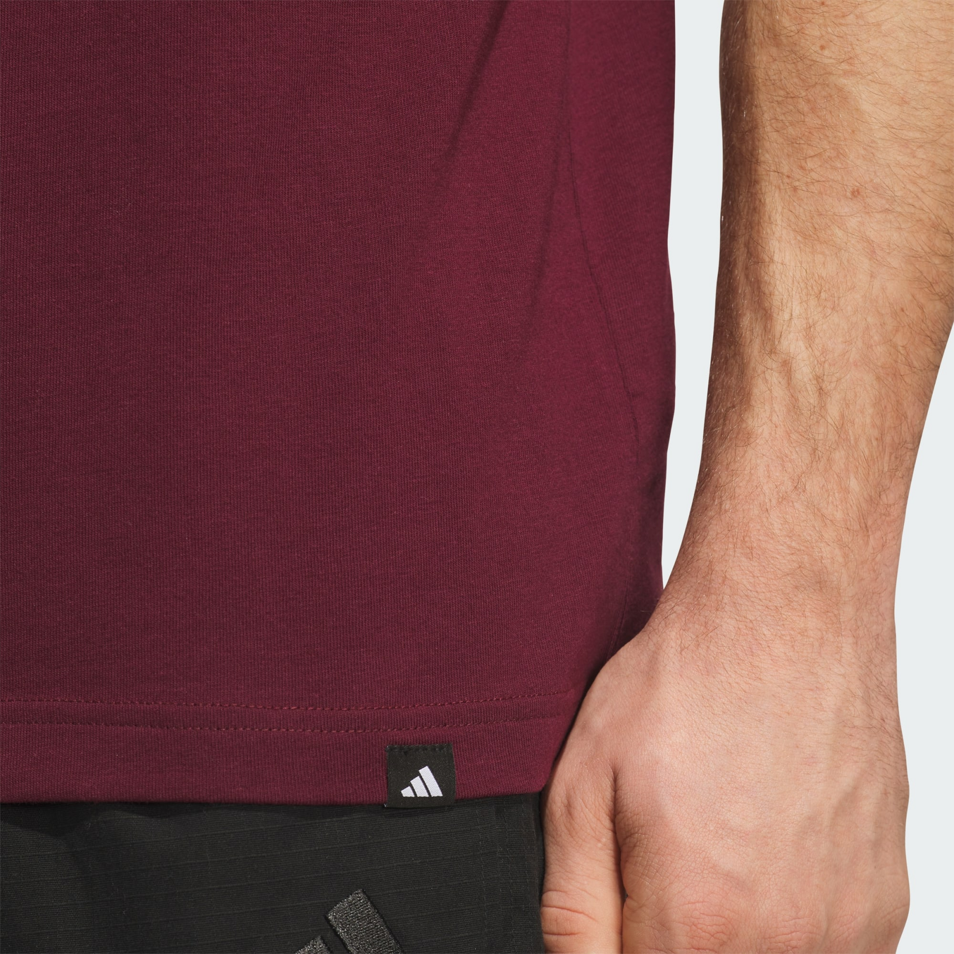 ADIDAS, Adidas Varsity Tailsweep T-shirt Med Grafik