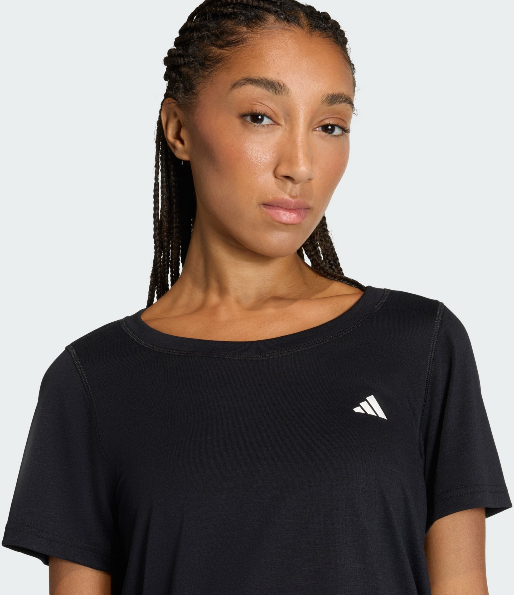 ADIDAS, Adidas Workout Essentials T-shirt Med Djup Urringning