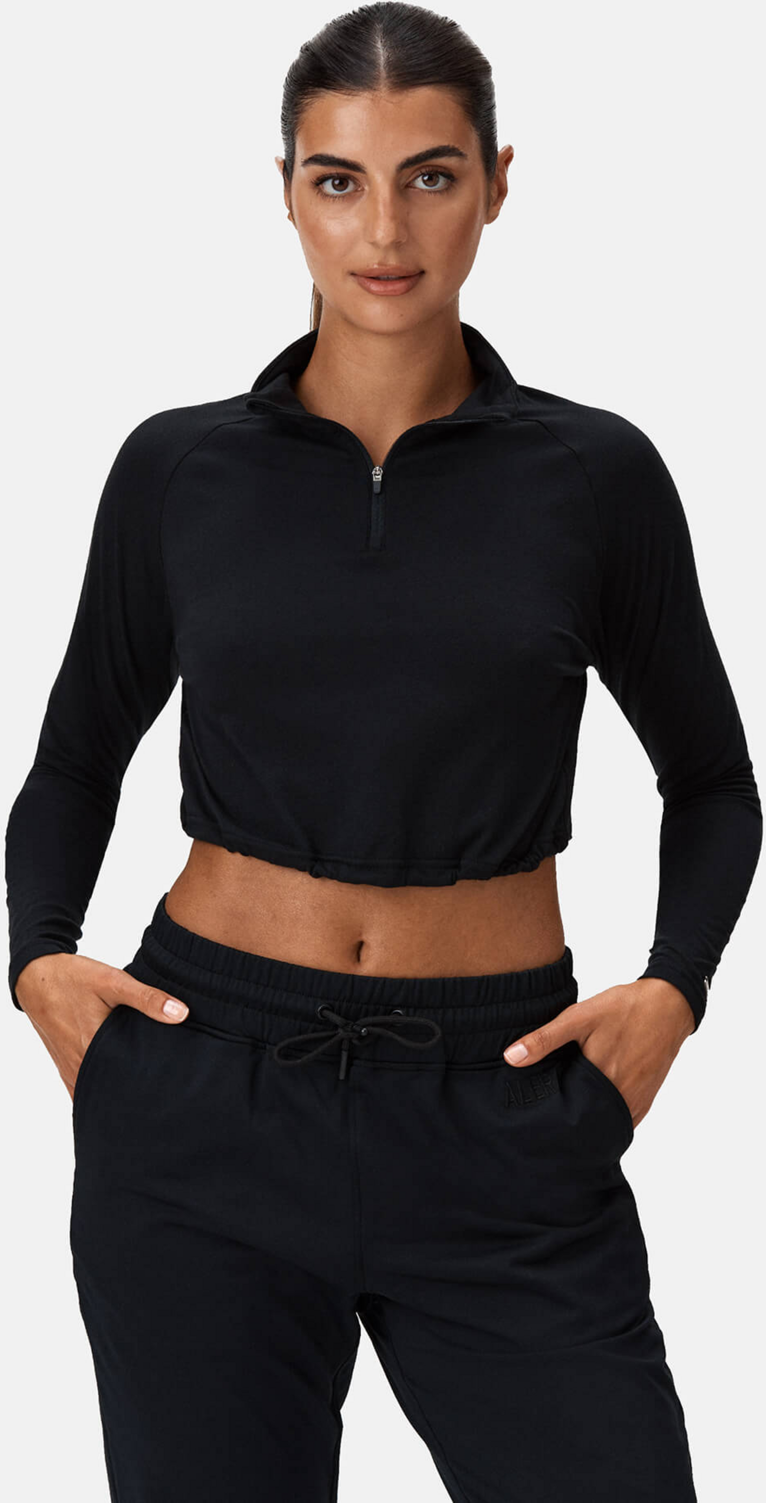 ALERA, Aesthetic Cropped 1/4 Zip