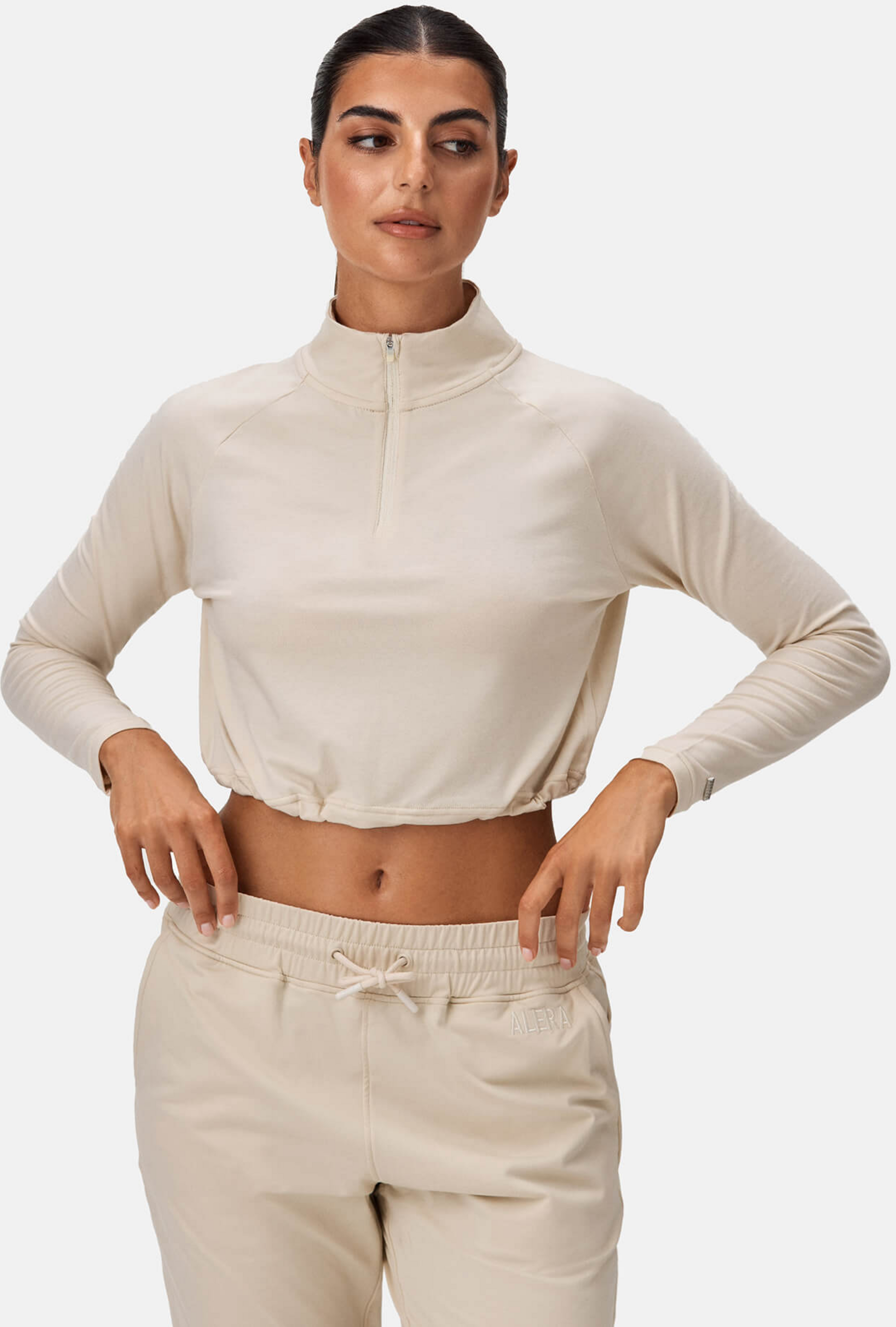 ALERA, Aesthetic Cropped 1/4 Zip
