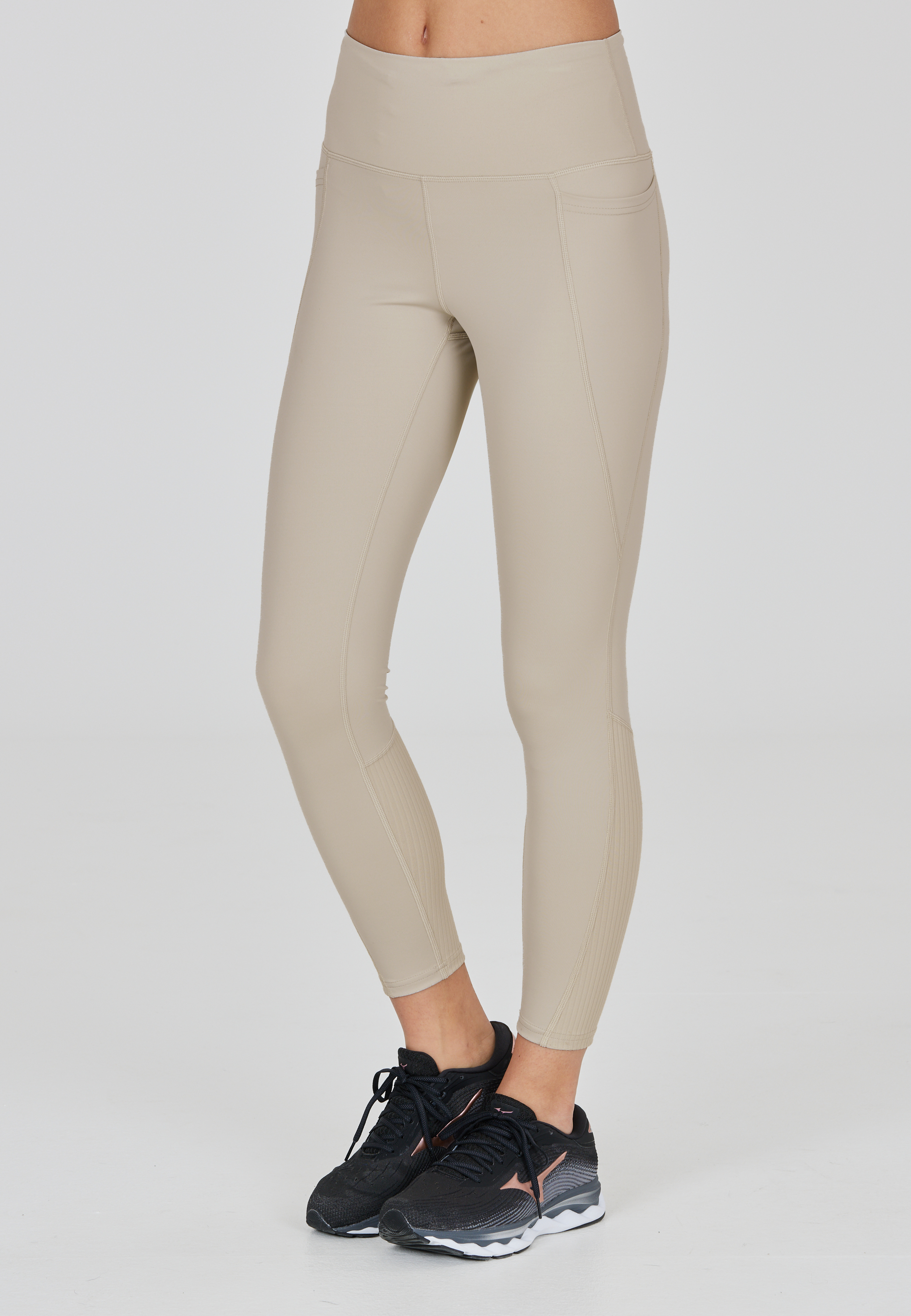 ATHLECIA, Aliya Tight