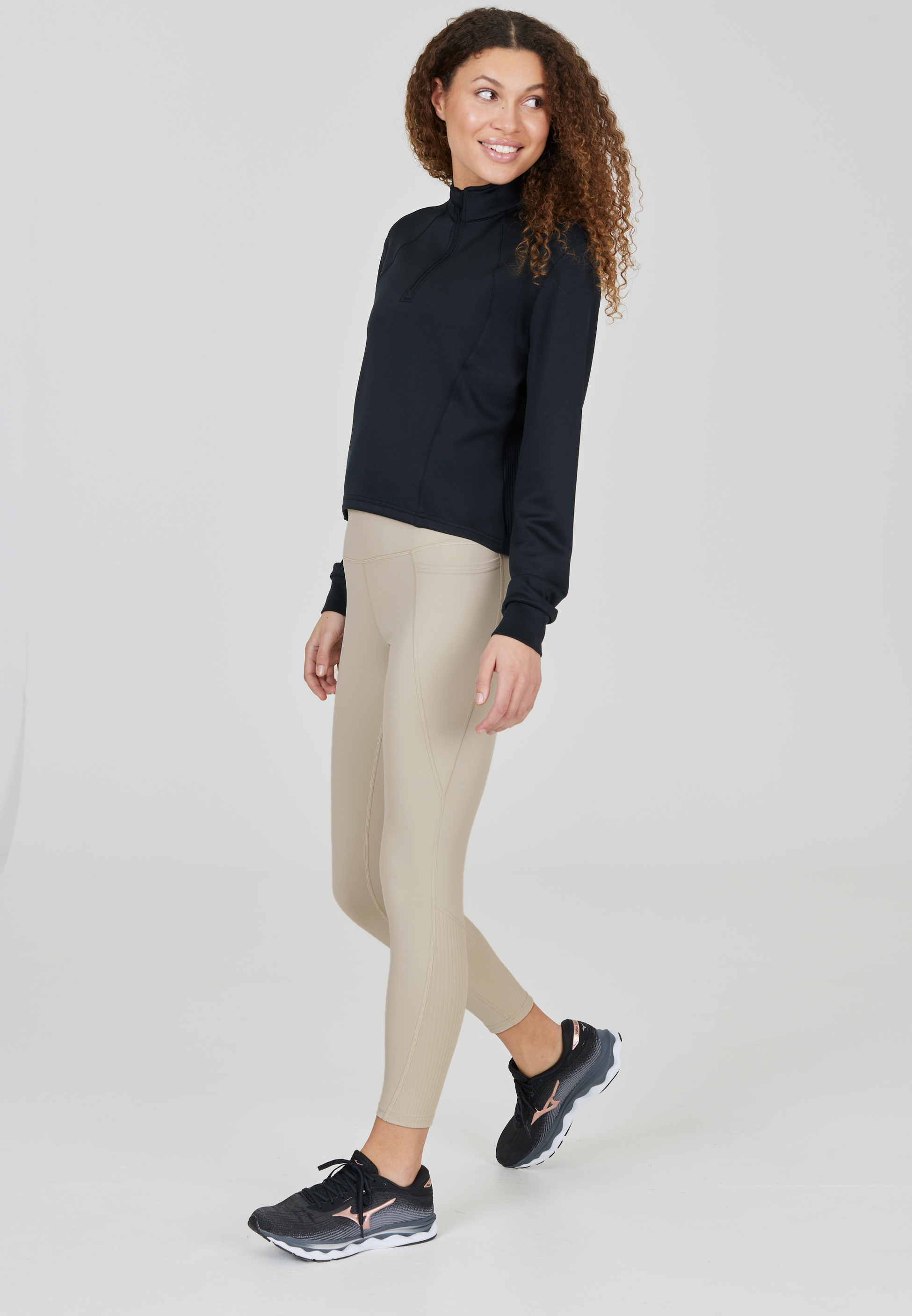 ATHLECIA, Aliya Tight